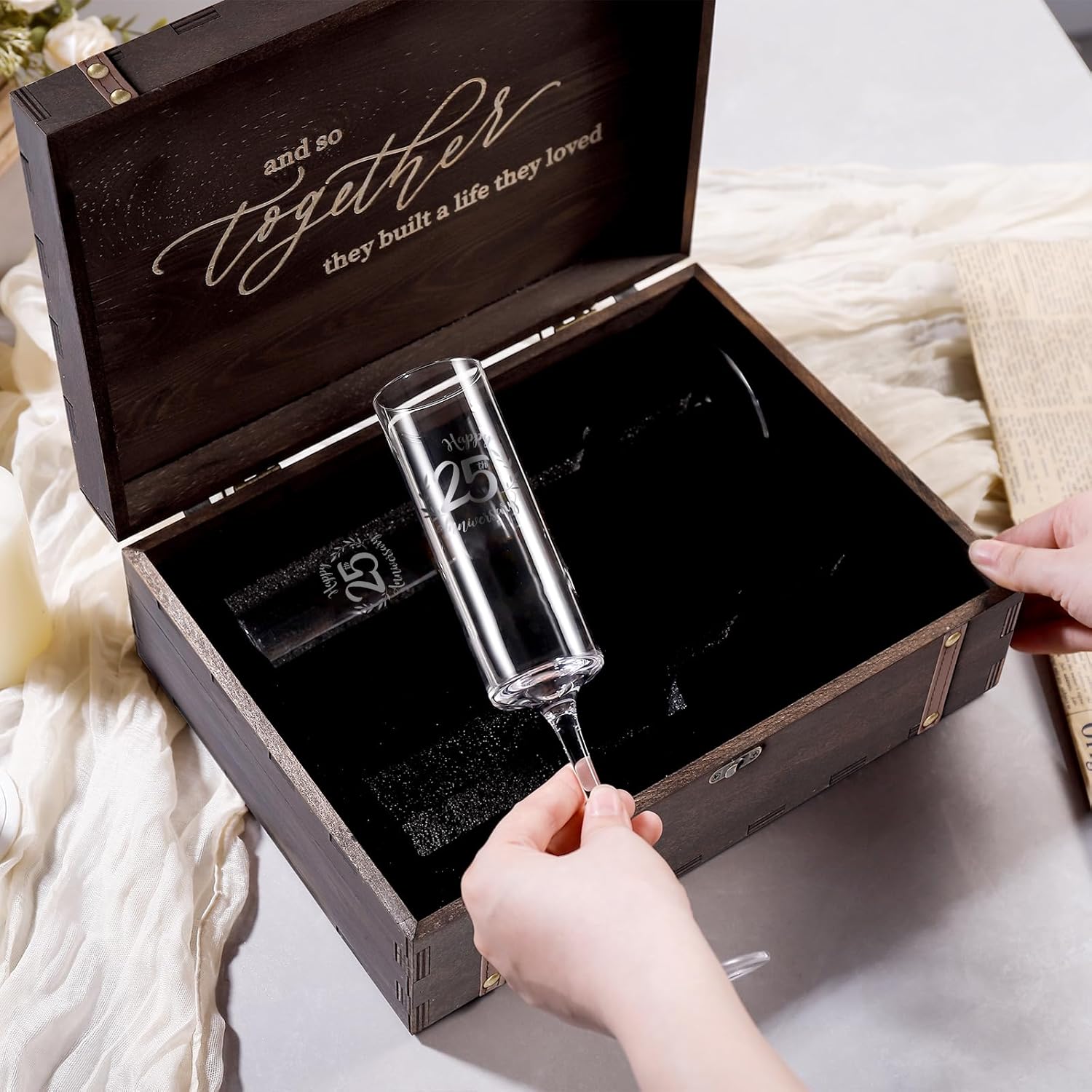 Physkoa Happy 25th Anniversary Champagne Flutes Set – Personalized Silver Wedding Anniversary Toasting Glasses – 2 Hand-Blown Crystal Flutes with Keepsake Box – Anniversary Present for Couple