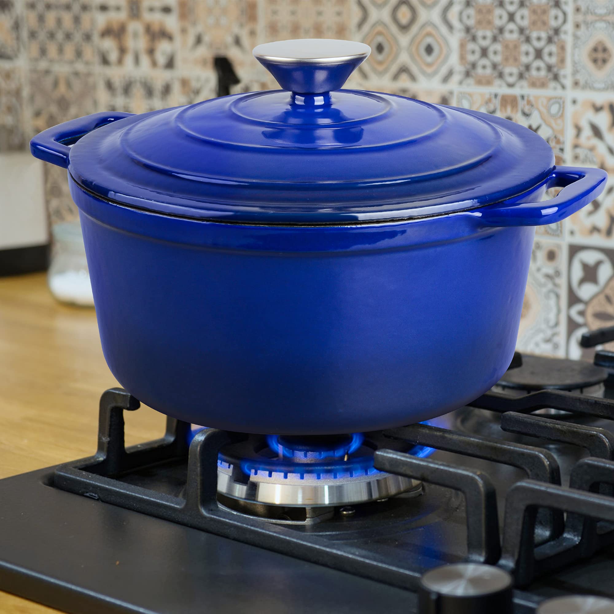 エナメル鋳鉄ラウンドダッチオーブン、5クォート、ライトブルー Amazon