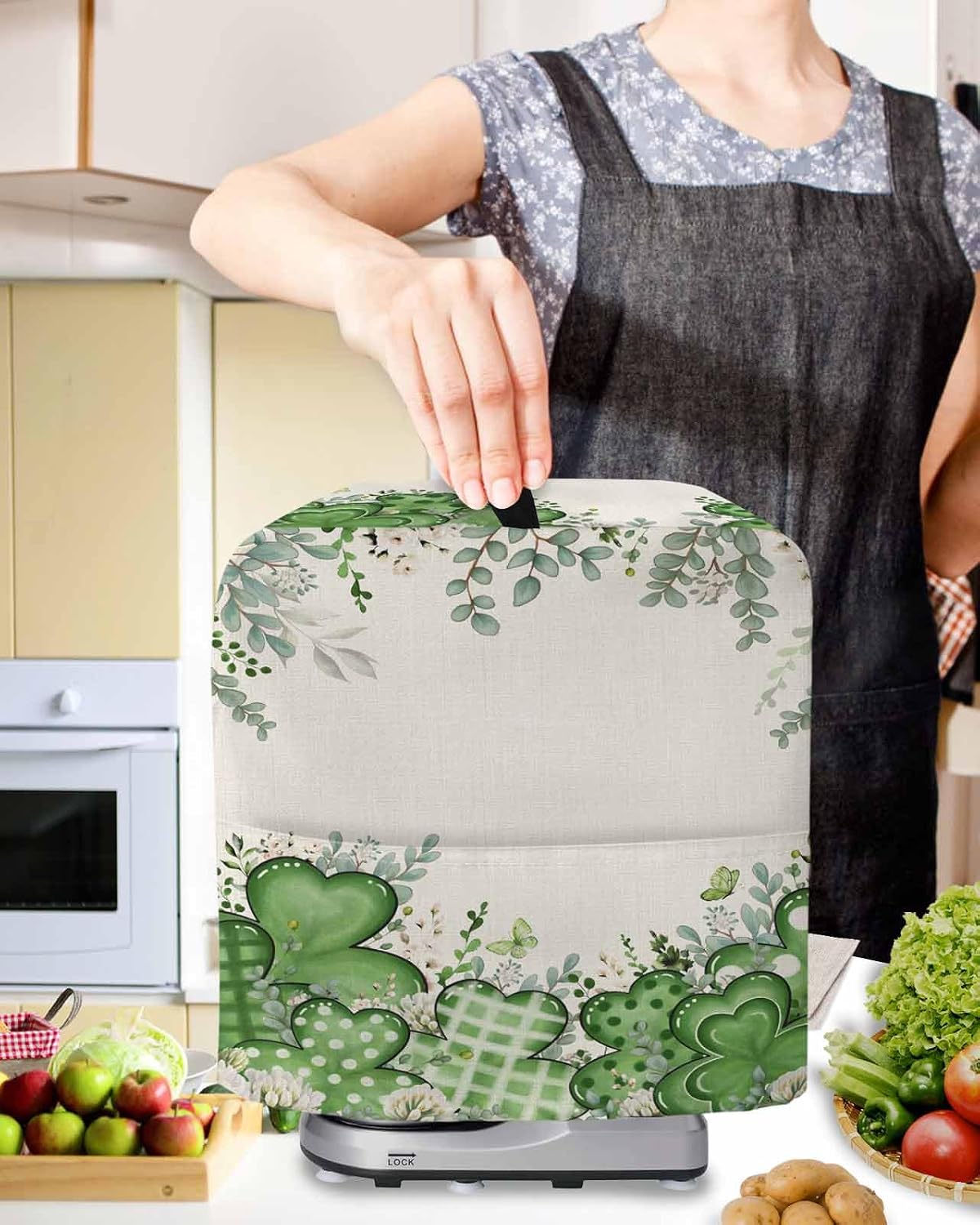St. Patrick's Stand Mixer Cover with Storage Pocket, Waterproof Kitchen Mixer Covers, Luck Shamrock Eucalyptus Leaves Flowers Beige Kitchen Appliance Dust Cover Compatible with 5-8 Quart Mixers