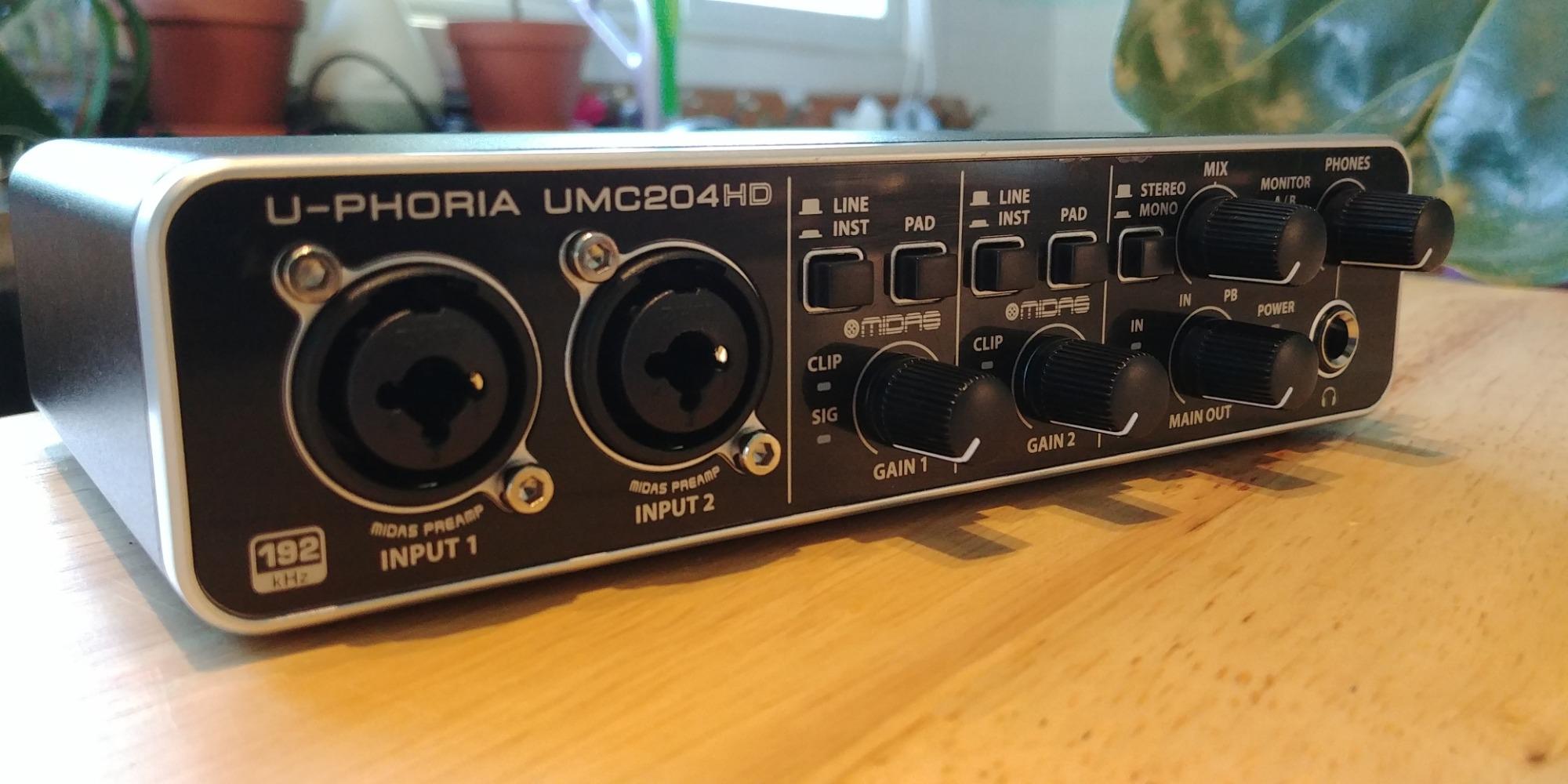Behringer UMC204HD U-Phoria Interface audio/MIDI USB avec