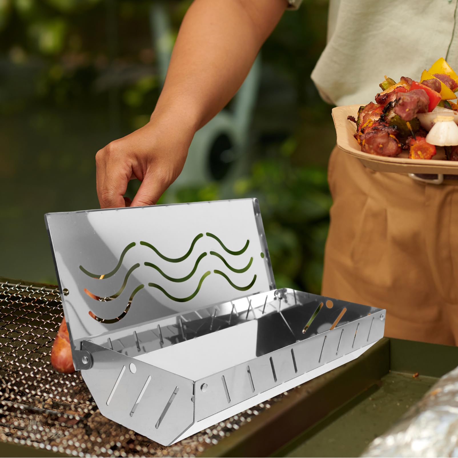 Sosoport 2 Stück Räucherbox aus Edelstahl für Holzkohle- Gas und Elektrogrill für Fleisch und Fisch mit Deckel Grillzubehör für Bbq Geschmack