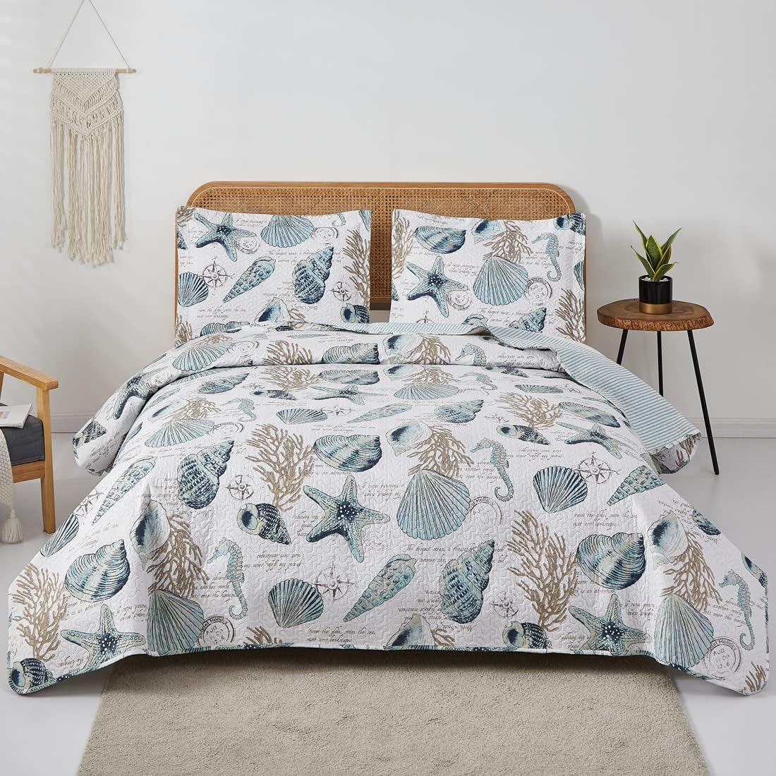 3 Pieces Beach Shell Bedspread King Size Ocean Theme Seashell Conch Summer Quilt Lightweight Thin Reversible Conch Shell Hippocampus Starfish Coral Printed Coverlet Set Coastal Bedding-Blue White