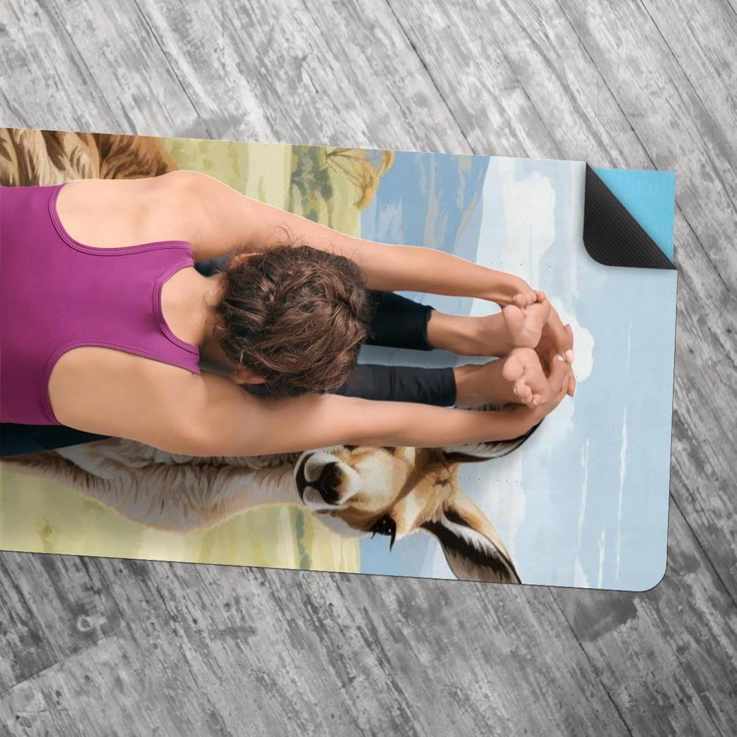 Yoga Towel, Kangaroo Pattern Non Slip Sweat Absorbent Hot Yoga Mat Towel for Hot Yoga, Pilates and Fitness - 72.8" x 26.8"