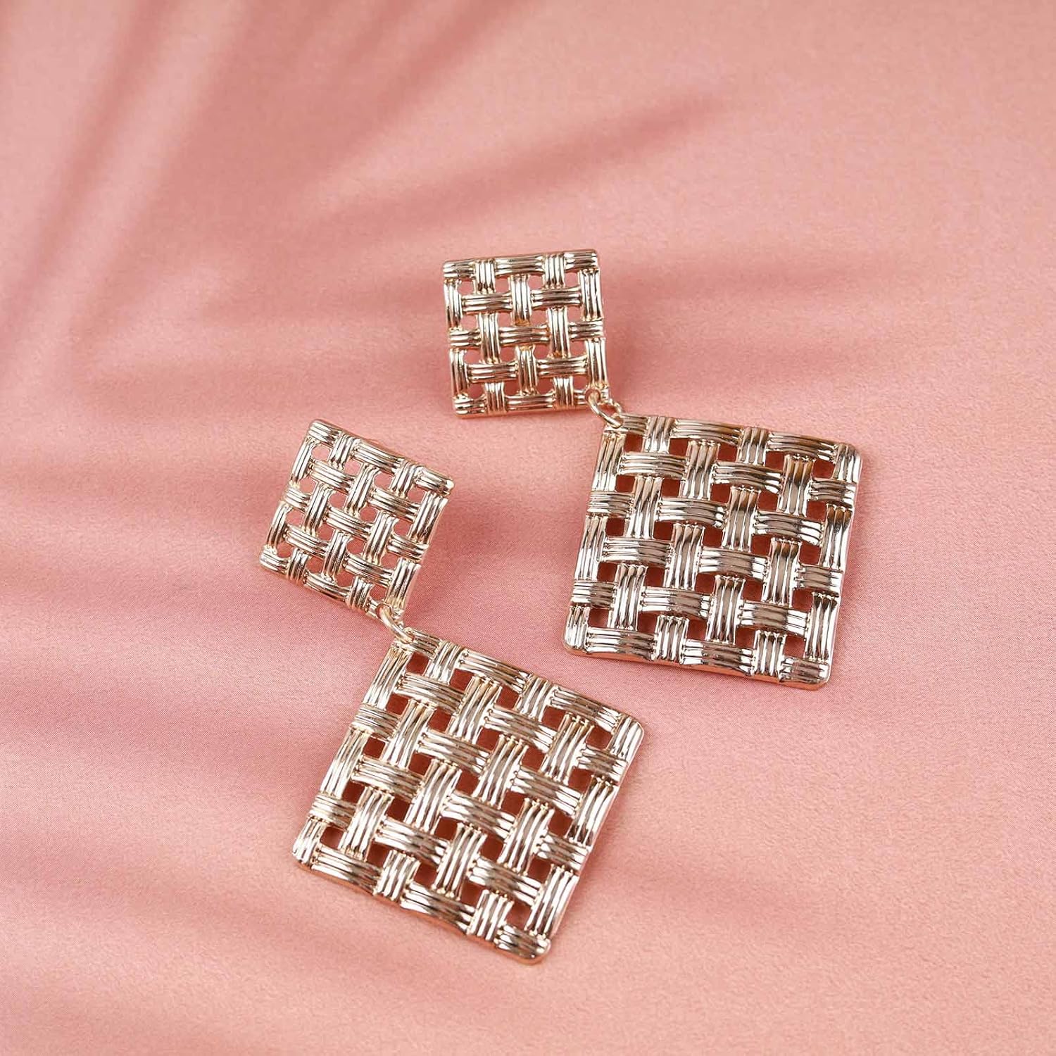 Andelaisi Boho Hammered Square Earrings Vintage Textured Square Drop Earrings Gold Matte Square Dangle Earrings Weave Square Geometric Earrings Jewelry for Women - Image 4