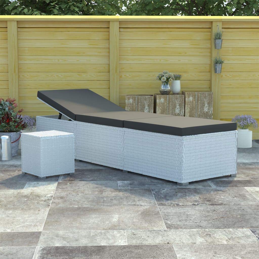 Chaise d'extérieur - Chaise longue de camping - Chaise longue de plage - Chaise longue avec coussin et table basse - En polyrotin - Blanc - Pour patio, plage, terrasse, piscine