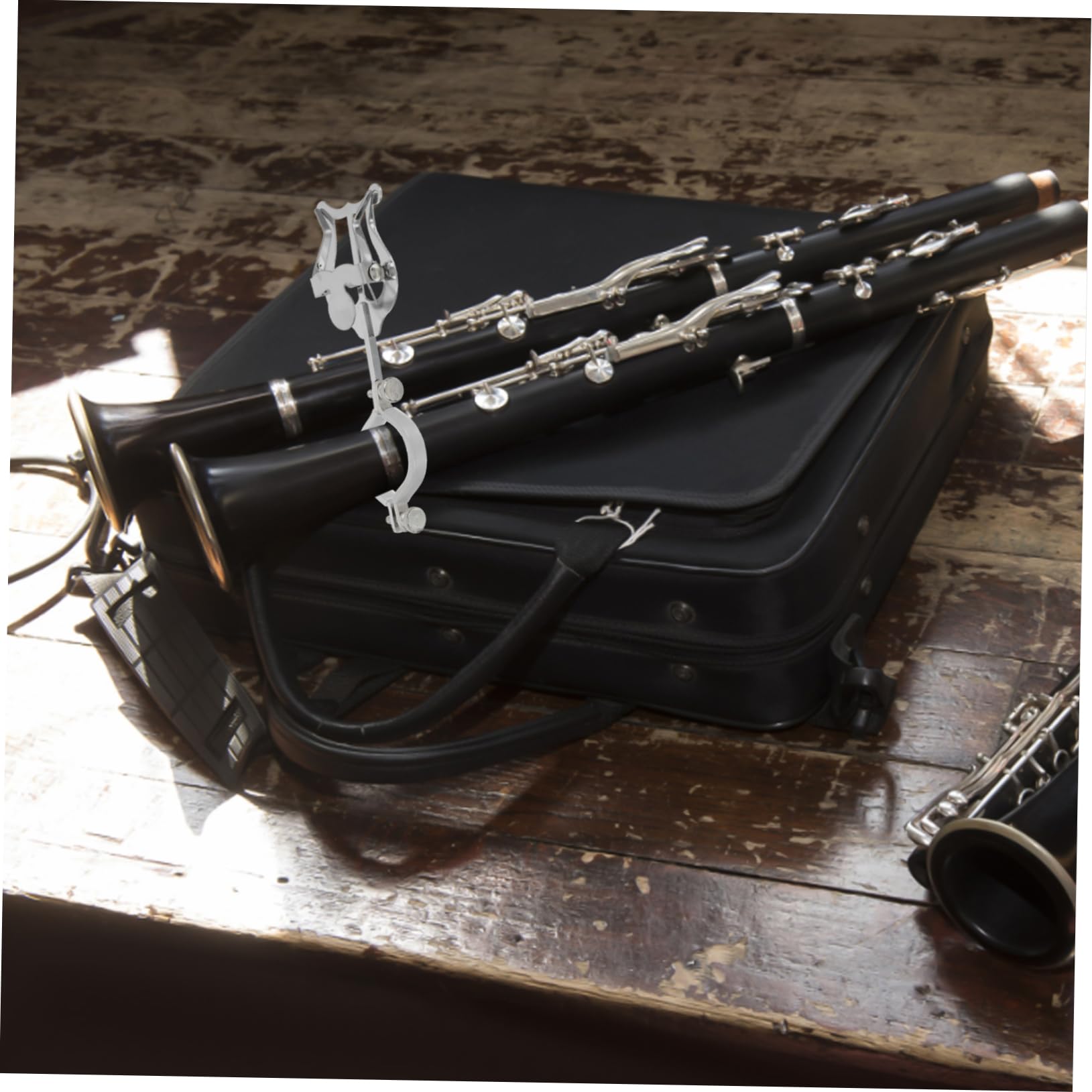 Levemolo Metal Trumpet Lyre for Marching Band Clarinet Sheet Music Clip Holder Brass Instrument Accessory