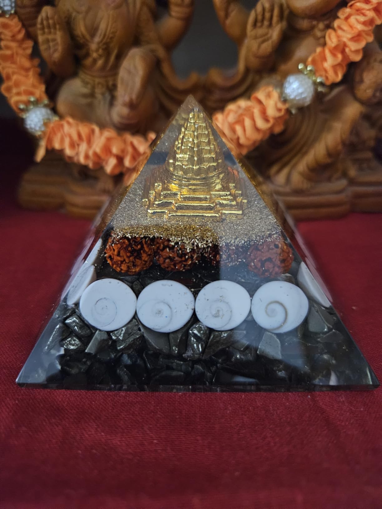 Shri Lakshmi Yantra Pyramid photo review