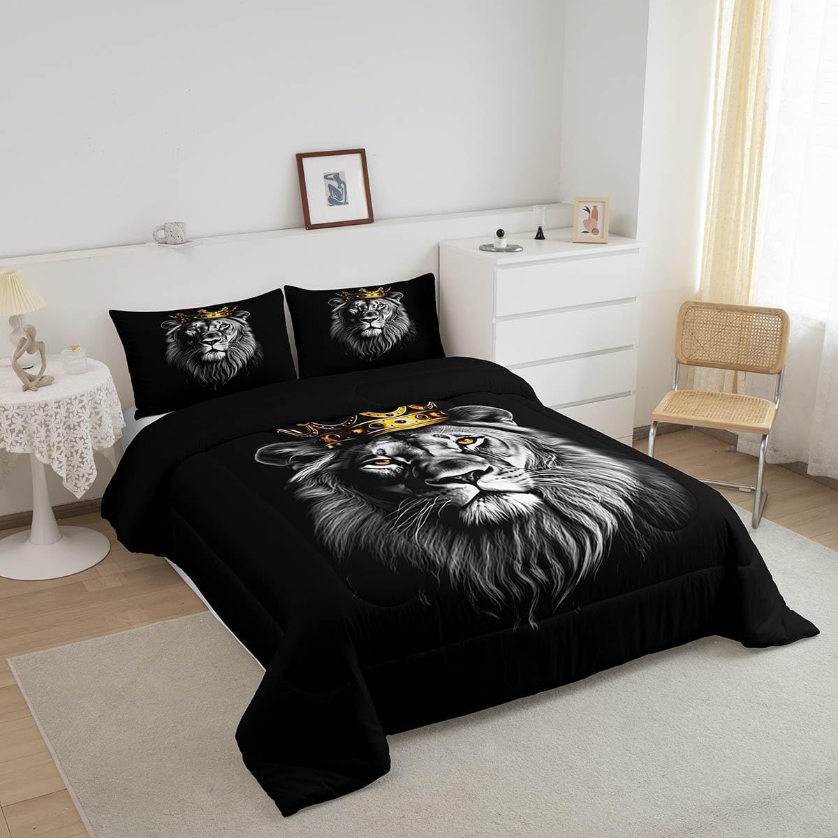 Castle Fairy 3D Wild Lion Comforter Set King Size,Western Tropical African Animal Sketch Bedding Set All Season Quilt Set,Golden Crown Print Modern Black Microfiber Polyester Down Comforter