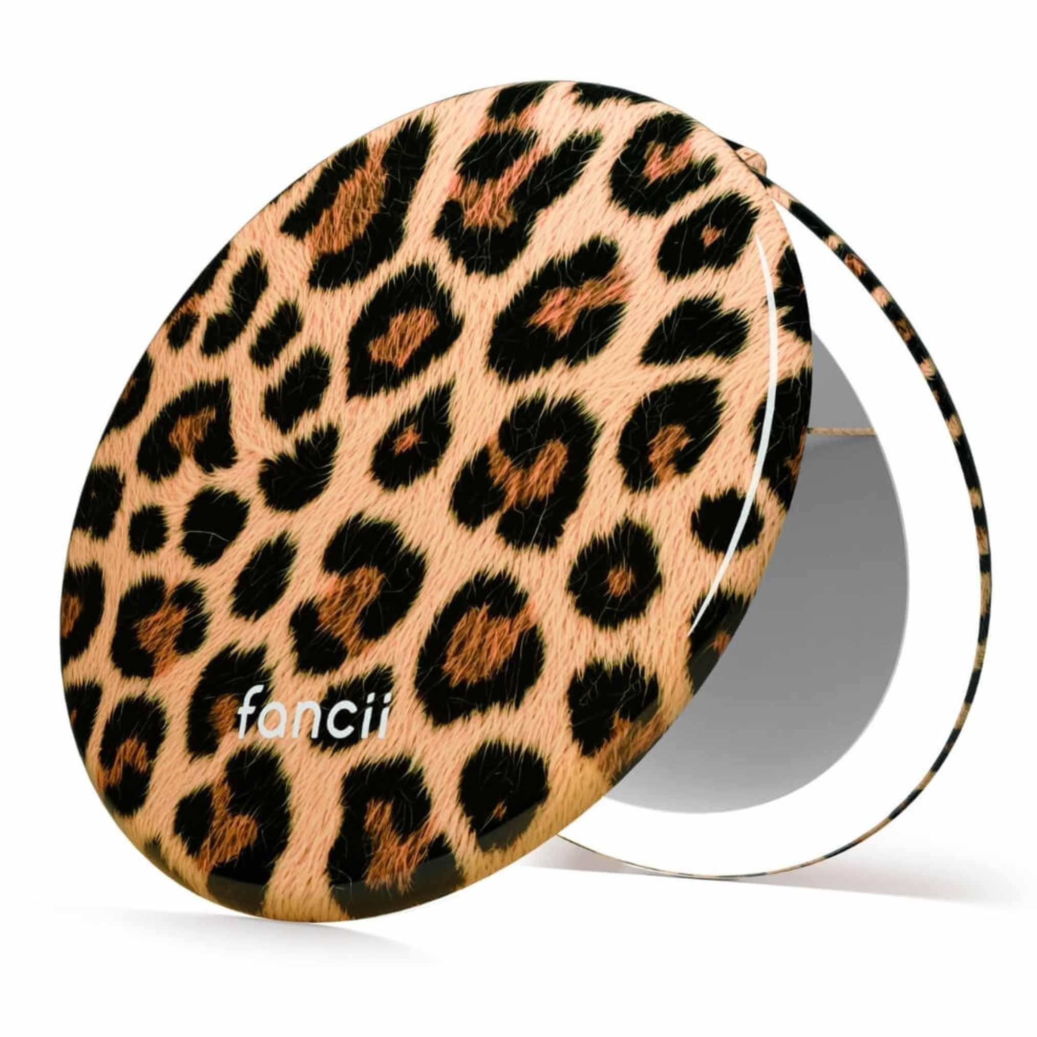 Fancii Taylor - Espejo de maquillaje de viaje con luz LED, recargable, aumento de 10x/1x, sistema de iluminación Tru-Glow, XL grande de 5 pulgadas de ancho, espejo compacto para bolsos (guepardo chic)