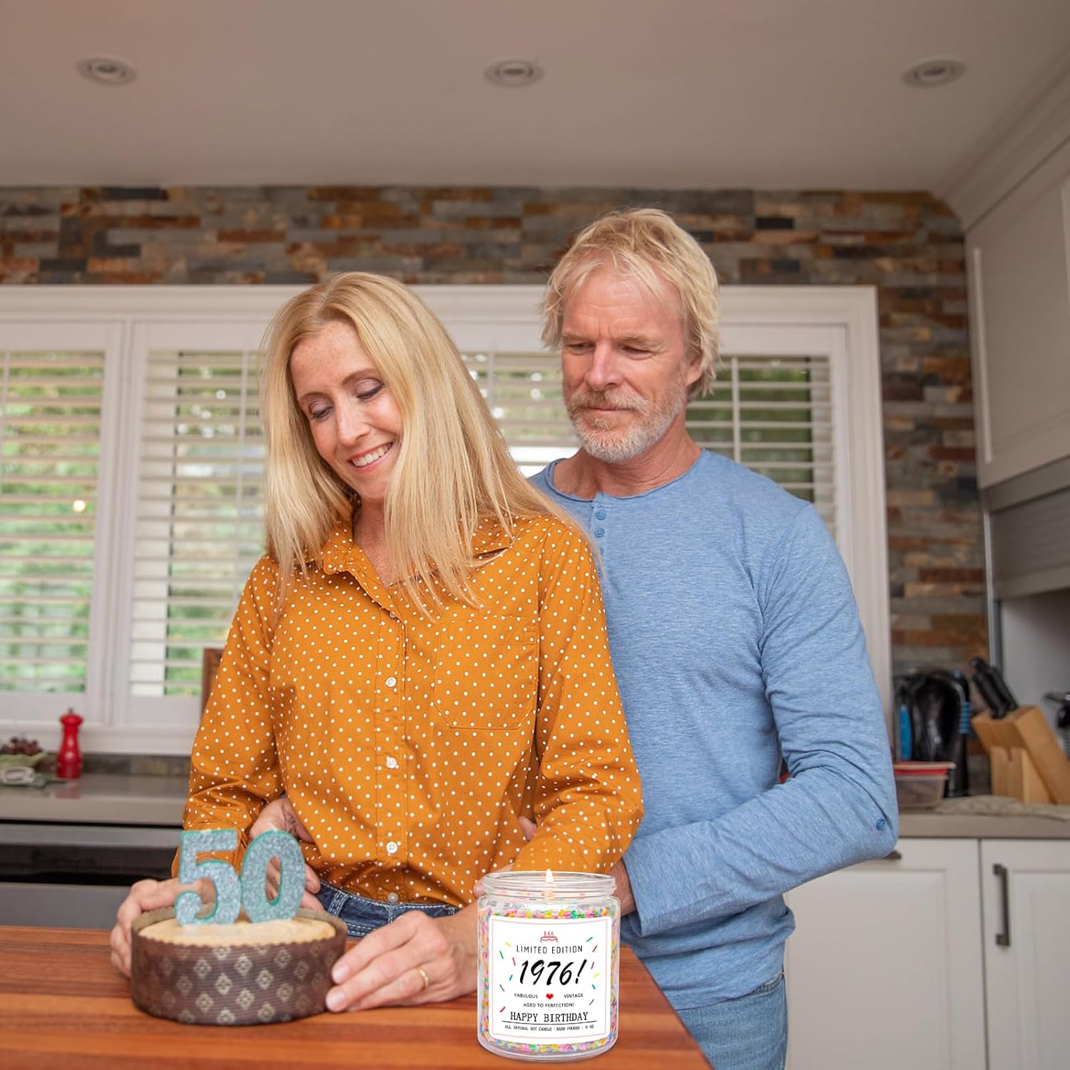 Homsolver 50th Birthday Gifts for Her Women, Gifts for 50 Year Old Woman, 50th Birthday Candles - Limited Edition 1976 Handmade (Vanilla Birthday Cake Scent with Sprinkles) - Image 7