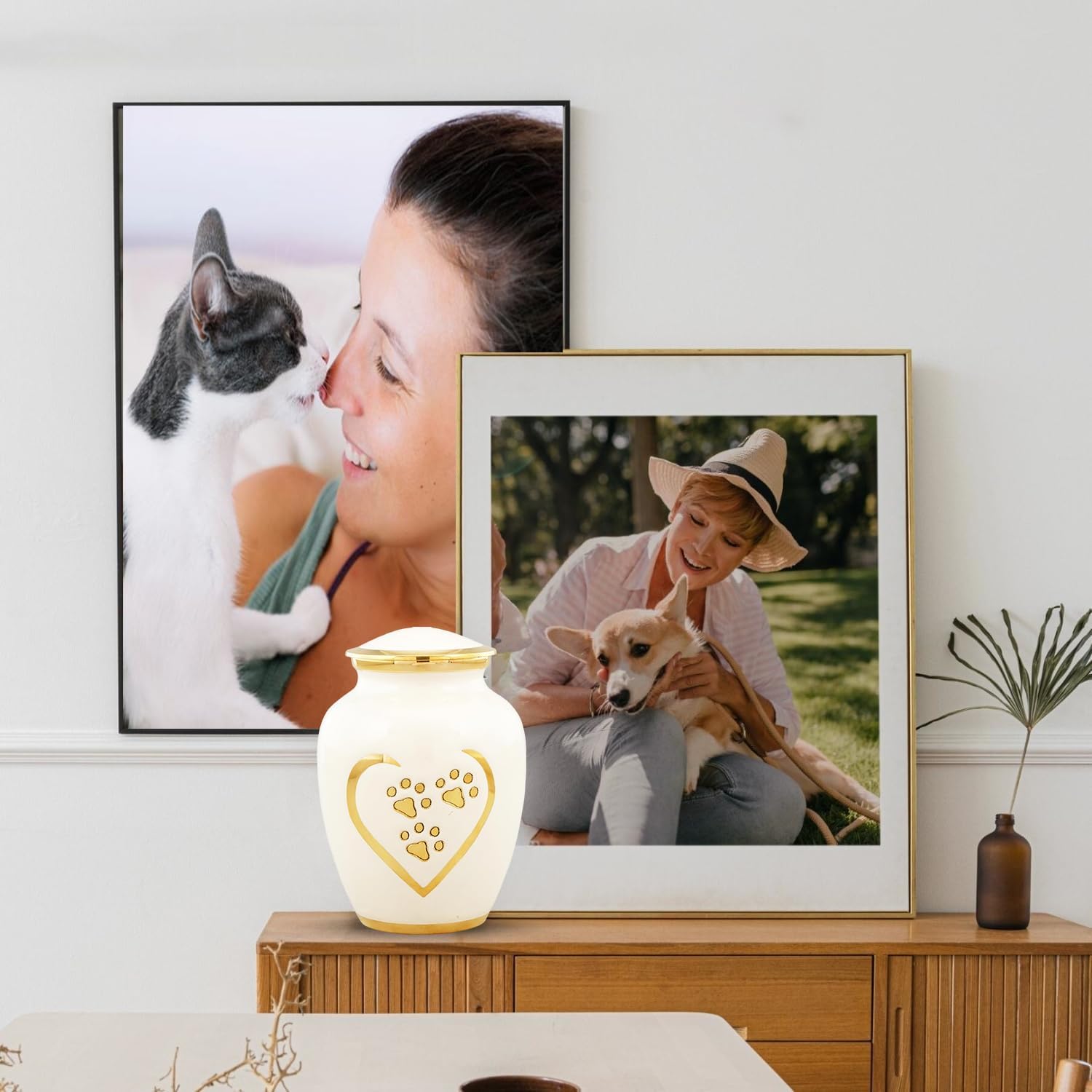 Paws Legacy Memorial Pet Cremation Urns for Dogs and Cats Ashes - A Loving Resting Place for Your Special Pet, Pet Urns with Velvet Bag (Non Customize, Whiite Gold)