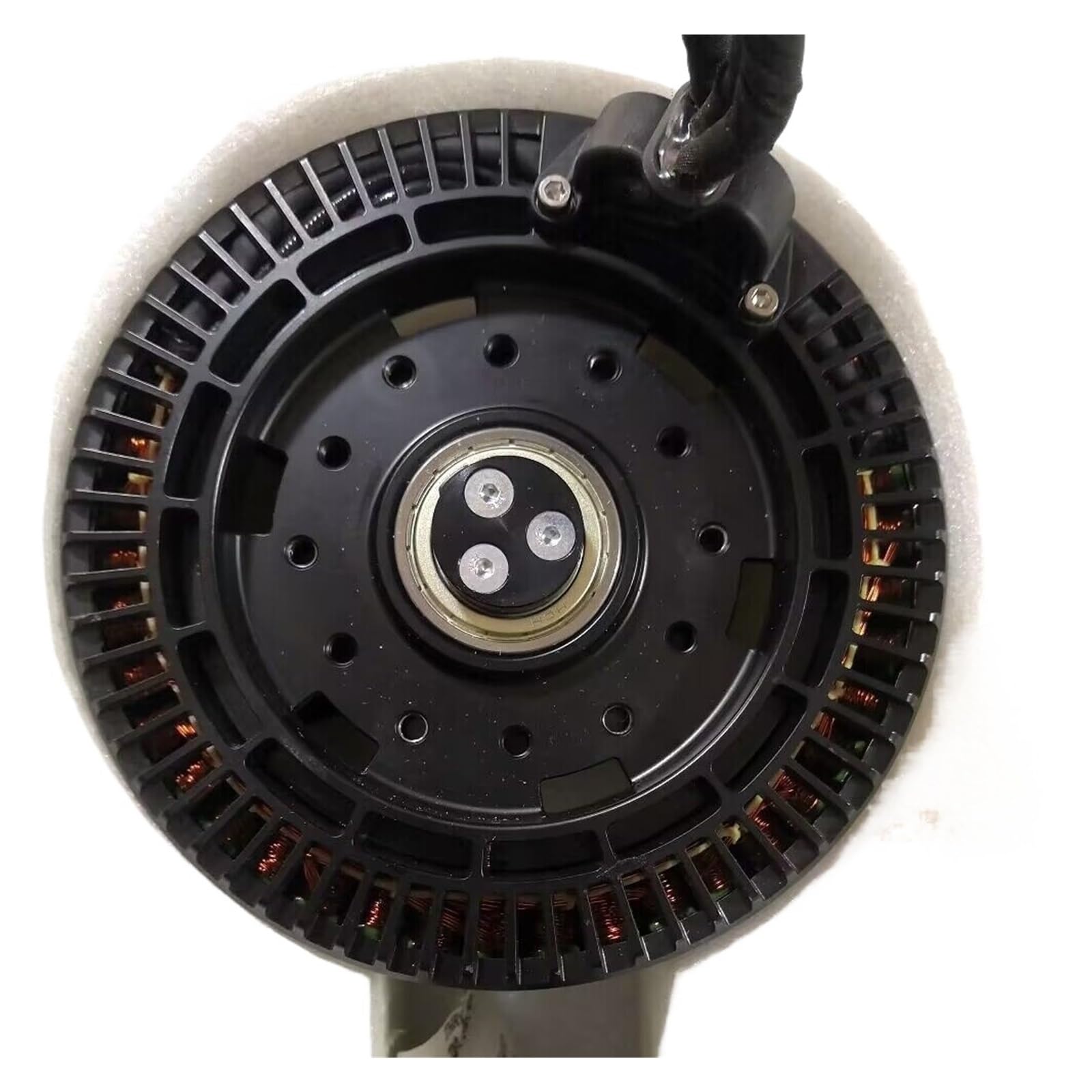 Motore brushless A40 con spinta massima di 42 kg