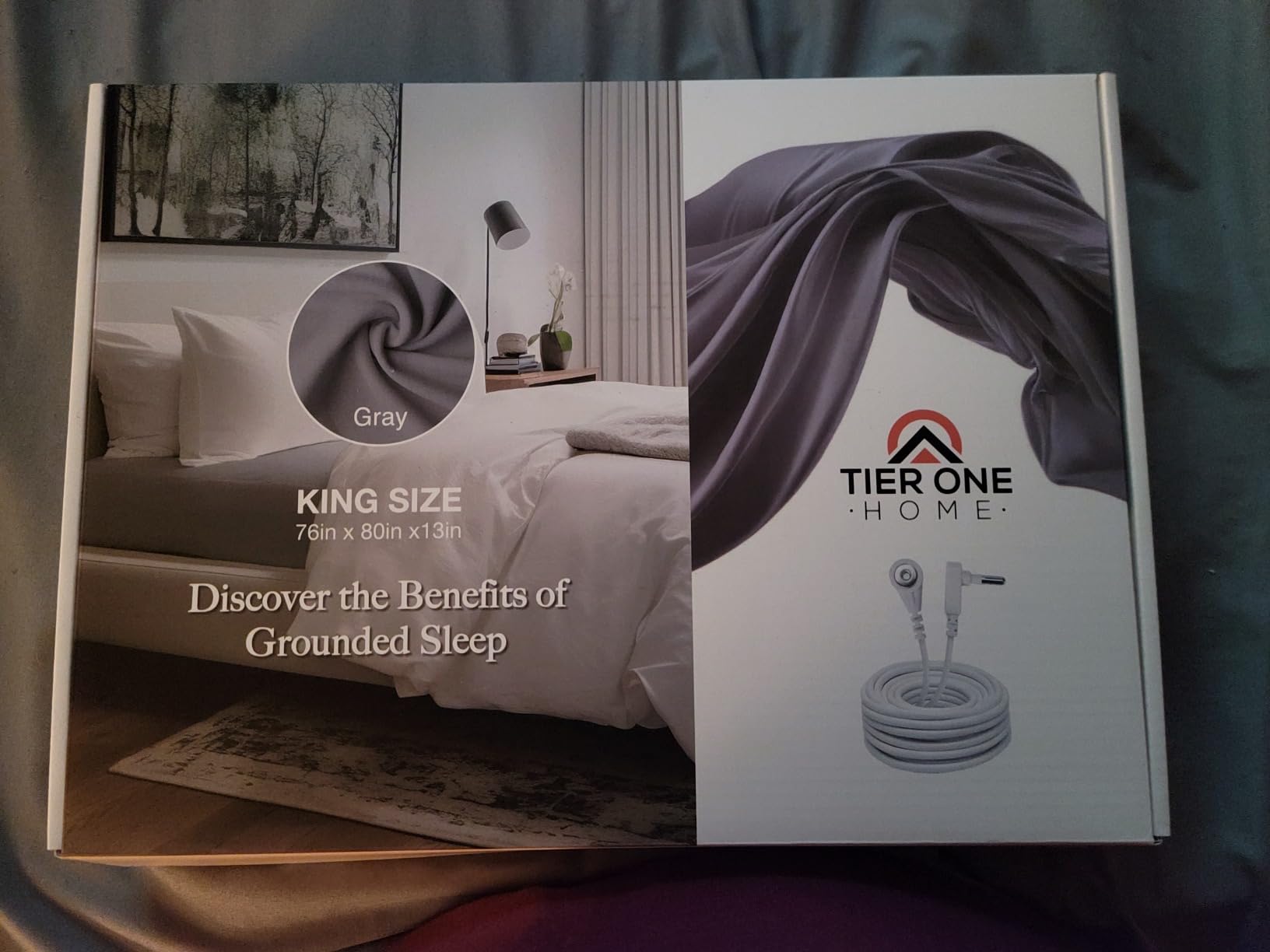 Fitted Grounding Sheets for Earthing, 5% Silver Fiber + 95% Certified Organic Cotton for Better Sleep and Pain Relief. Deep Pockets. Includes Grounding Wristband & Cords