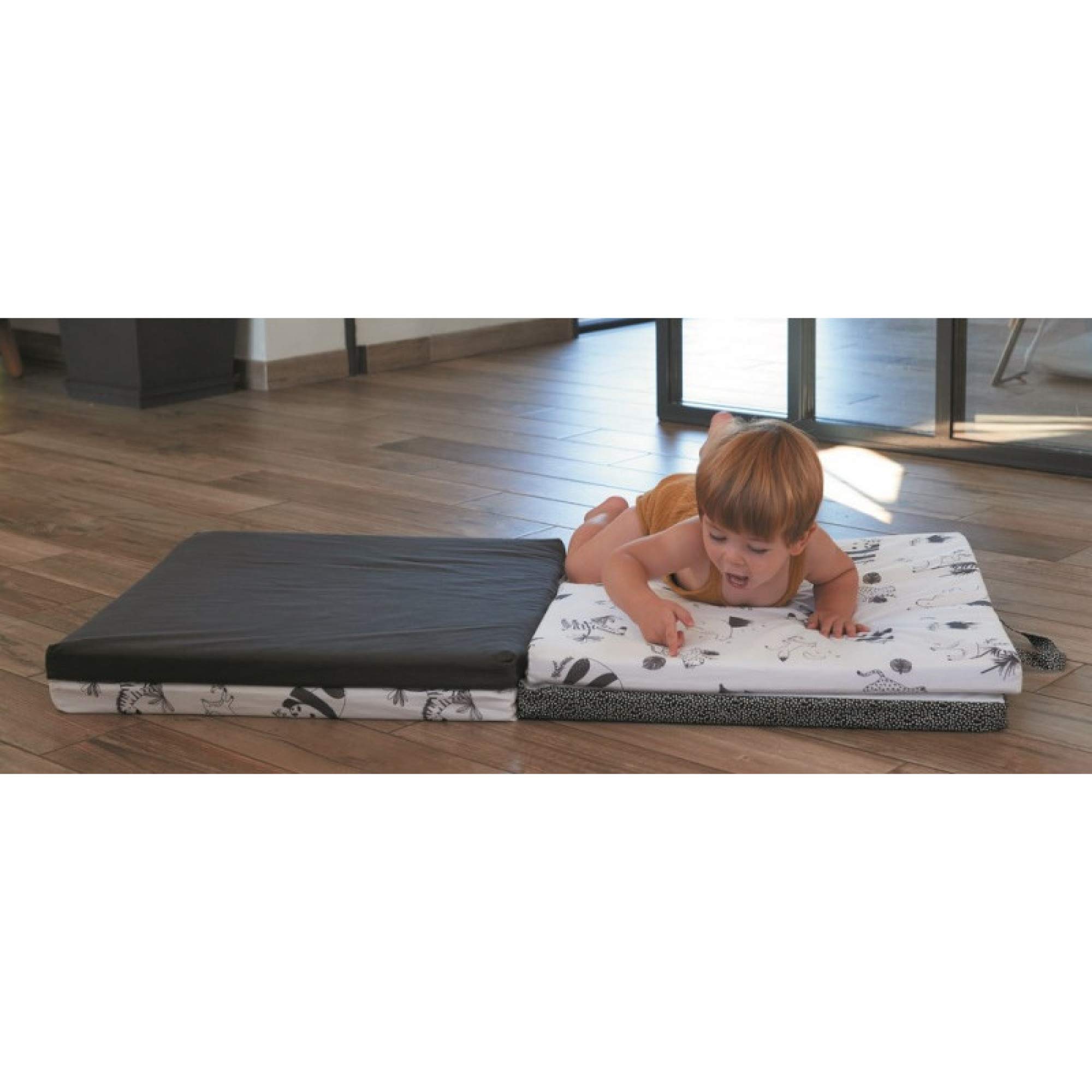 Candide - Tapis D'éveil, Tapis De Motricité, Tapis Bébé, Multifonction 3 en 1, Couchage D'appoint, Pouf Bébé, Déhoussable, Fabriqué En France, 120x120x4cm (Black And White)