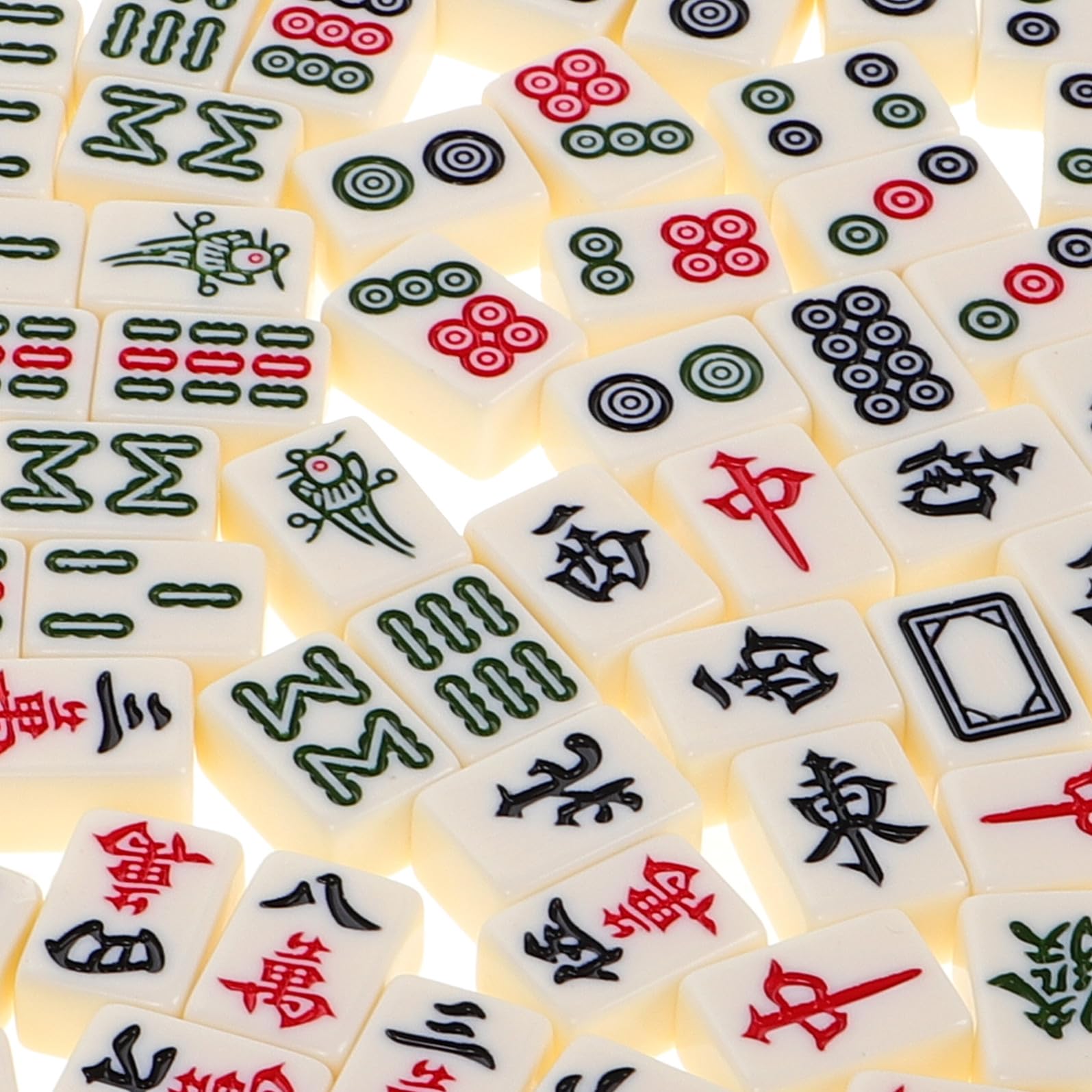 Kleiner Mahjong Spielset Tragbar für Zuhause und Reisen Kleines Mahjong Satz aus Robustem Material Kompakt für Studentenwohnheime und Kleine Räume