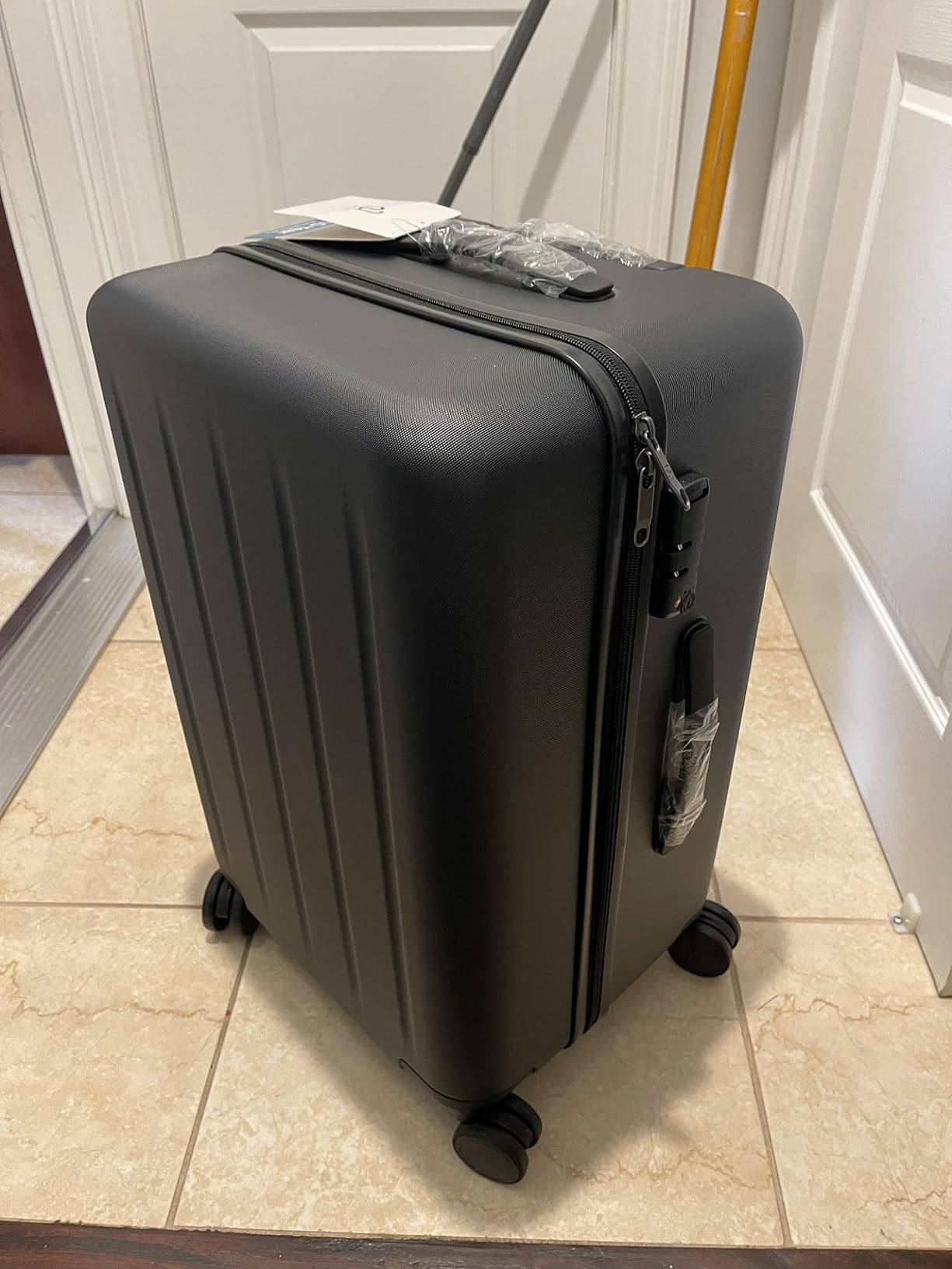 17/mo Finance Carry on Luggage 20 Inch Suitcase with USB