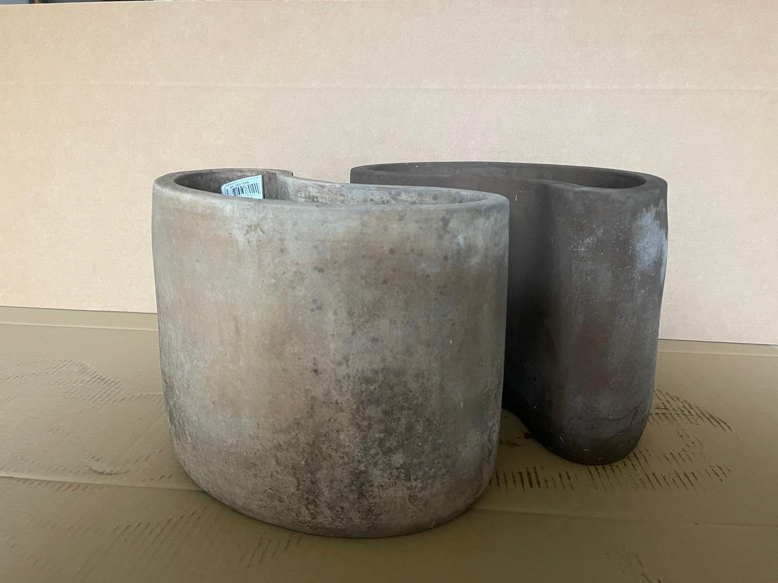 Generico Vaso in Terracotta a Forma di Fagiolo in Argilla Invecchiata, 40 cm