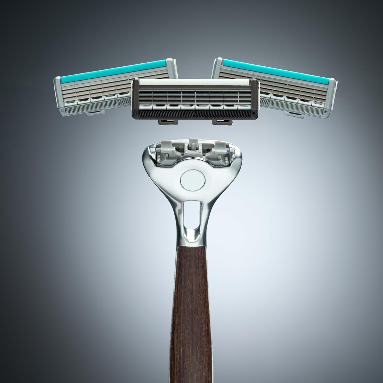 Wilkinson Sword Quattro Vintage Edition Men's Razor with 5 Blades