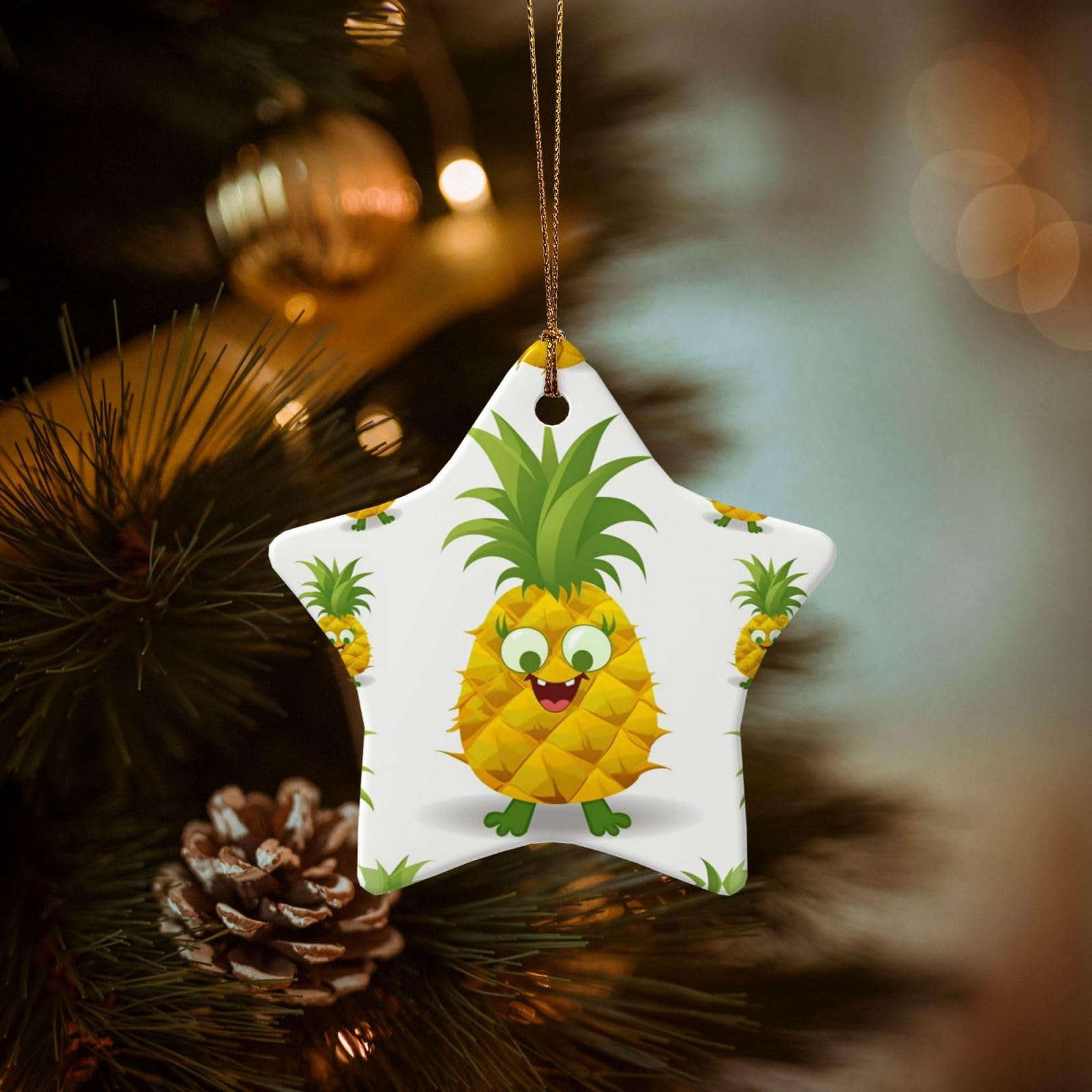 Christmas Tree Ornaments Ceramics Christmas Decorations Pineapple Ornaments with Gold Ribbon Porcelain Xmas Tree Crafts Star Shape Hanging Pendant for Christmas Tree Party Decor