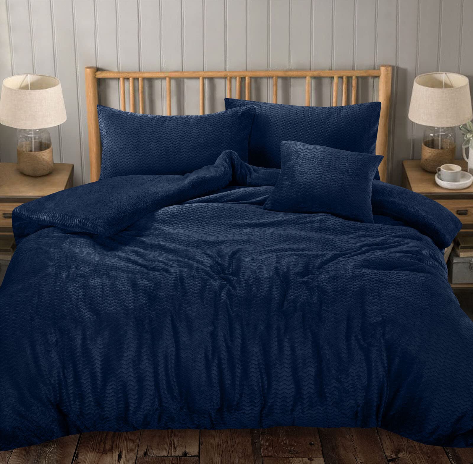 Nightzone Navy Teddy Fleece Waves Duvet Cover Set With Pillowcase (, King)
