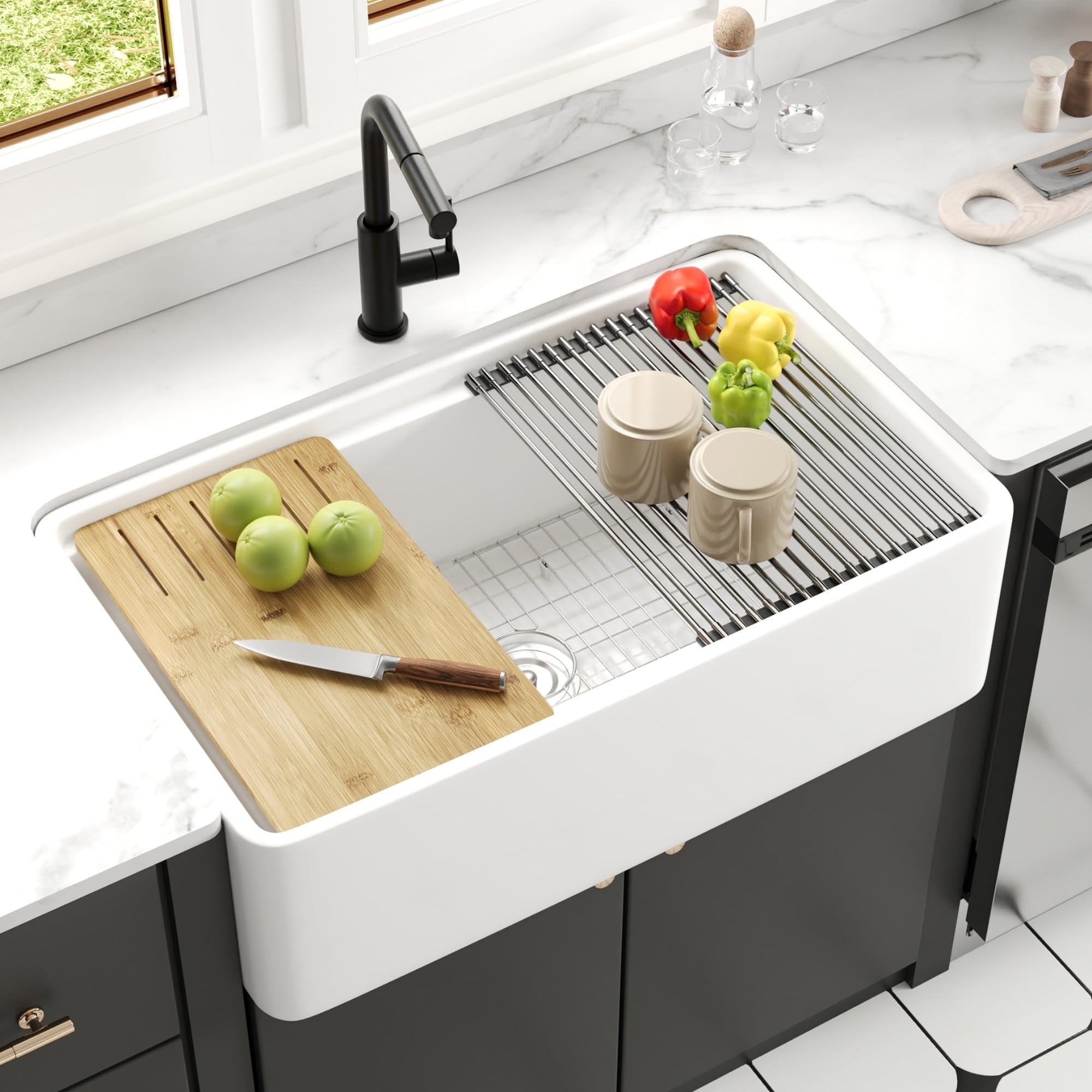 DeerValley White Farmhouse Sink Workstation 33 Inch