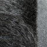 Facile à entretenir : ce tissu doux en fausse fourrure est facile à nettoyer, il suffit de le nettoyer à sec pour maintenir sa texture pelucheuse. Durable et chaud, il est idéal pour les vestes, les vêtements et la décoration. Que vous créiez des accessoires confortables pour la maison ou des vêtements d'extérieur élégants, ce tissu est facile à entretenir tout en offrant une beauté durable.