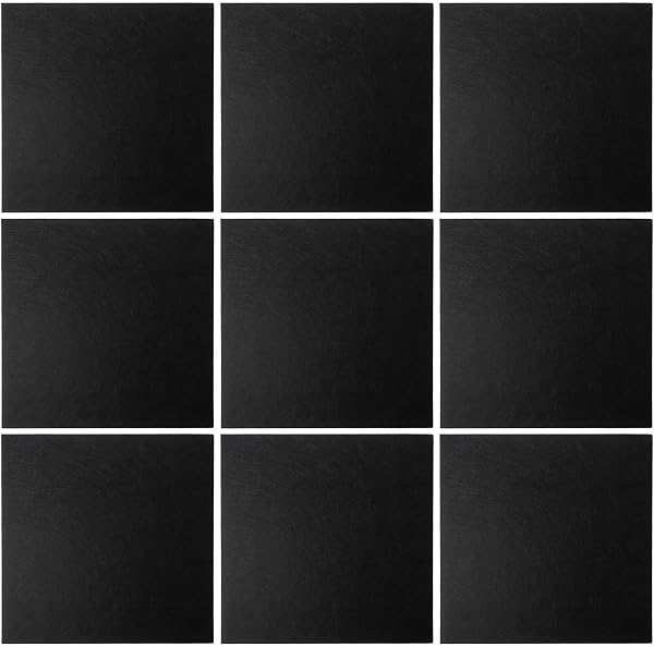 Alanmoship Protector de pared para tablero de dardos, tablero de fieltro de 900 x 900 mm, acolchado de grosor para diana, absorción segura, almacenamiento plegable, color negro, accesorio para sala de - 2