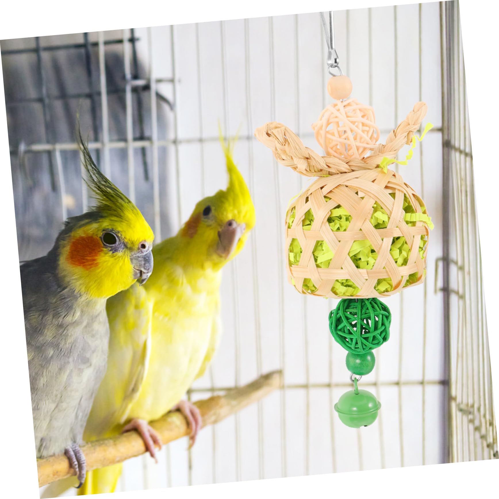 COLLBATH Jouet à Mâcher pour Oiseaux Tressé en Bambou et Rotin, Clochette