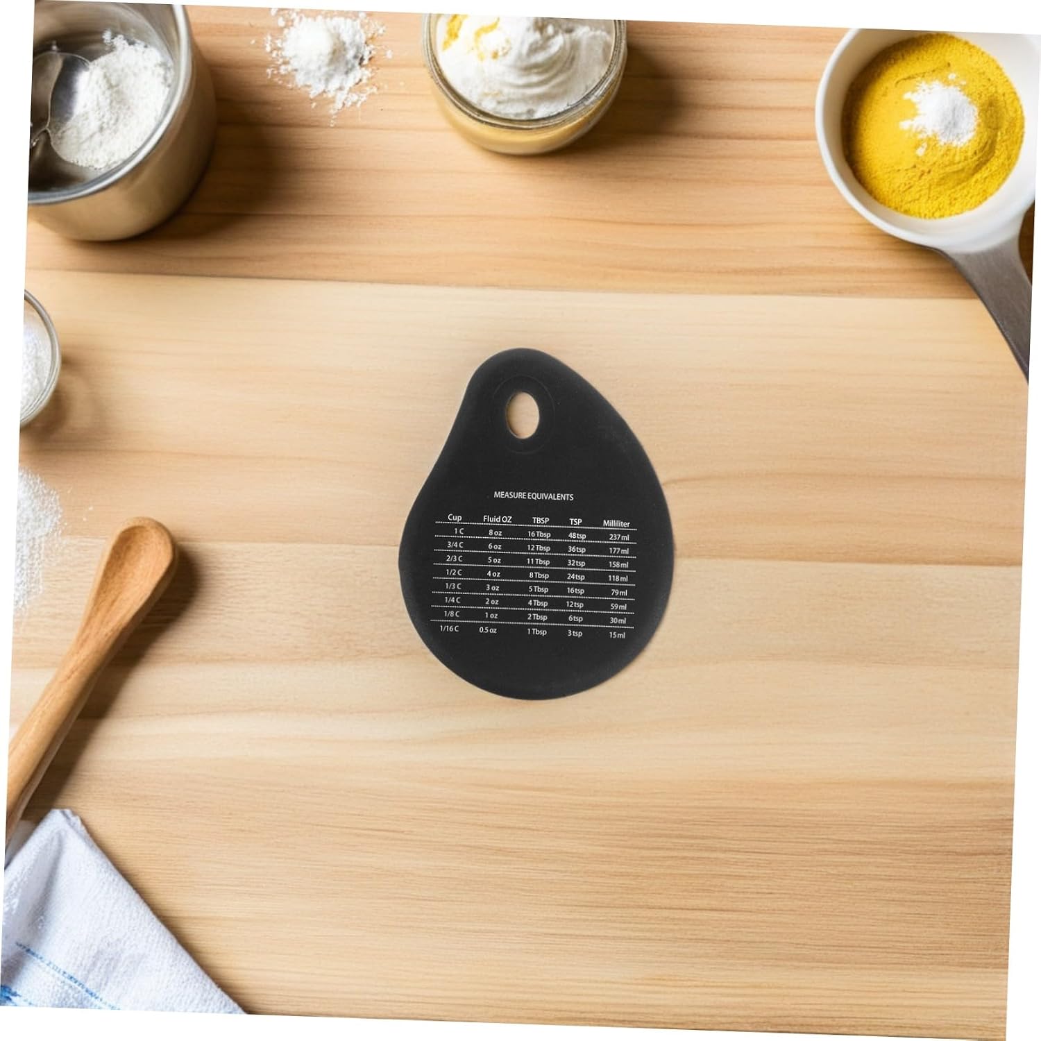 4pcs Silicone Baking Tools Set with Dough Cutter and Kitchen Conversion Chart, Easy to Clean Pastry Shaping Utensils for Cooking and Baking, for Home and Professional Use