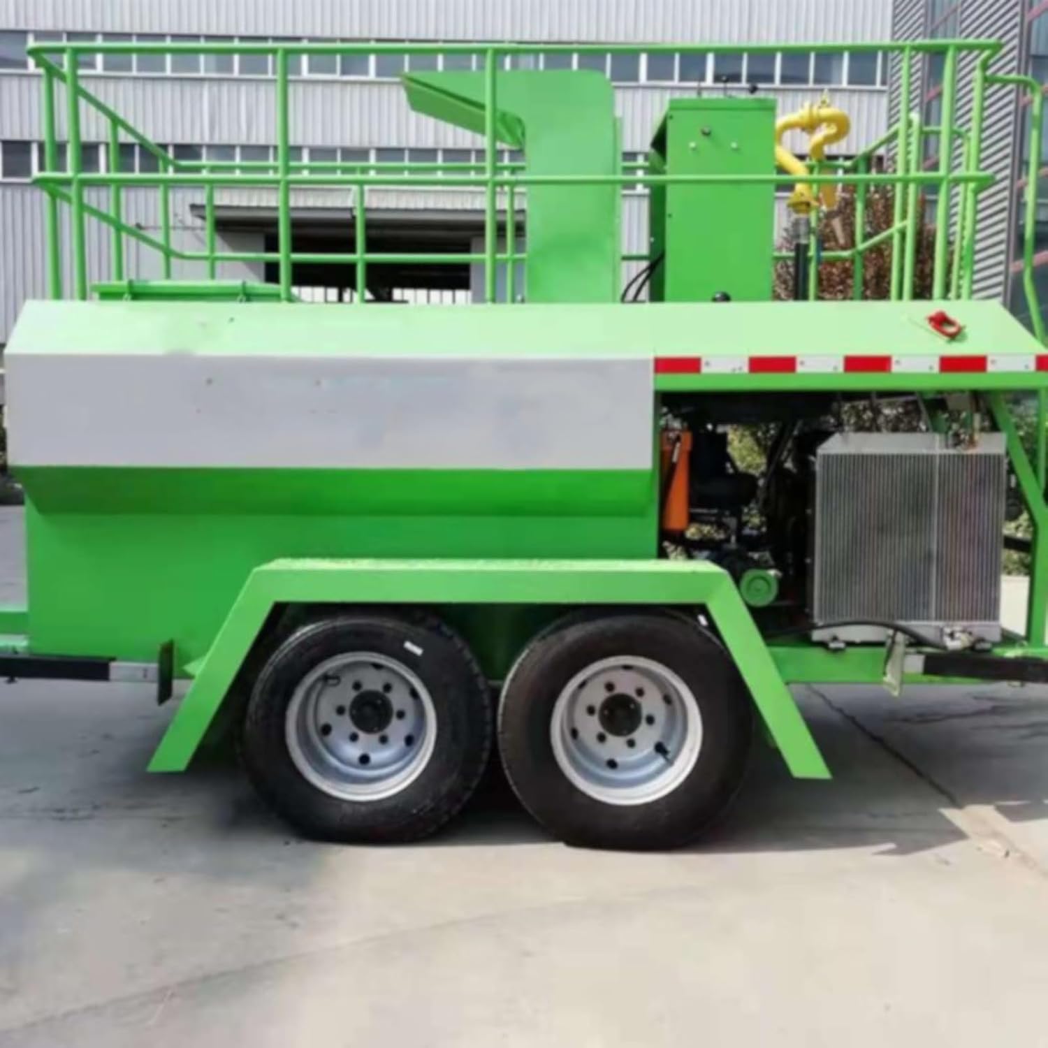 Hydroseeding Machine Industrial Slope Seeding Equipment Tank Sprayer for Embankment Protection Soil Coverage and Large Scale Planting Work