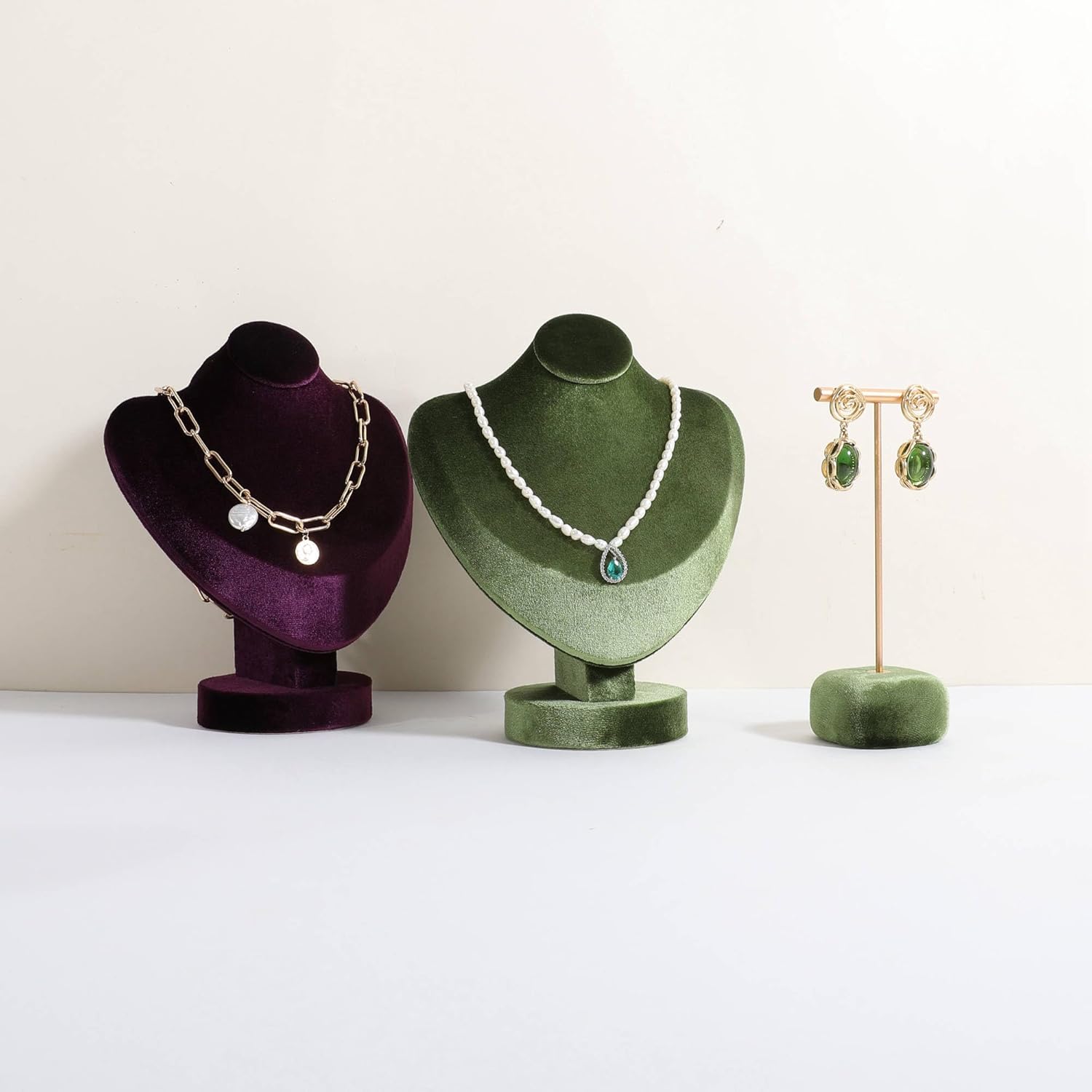 GemeShou Velvet Necklace display stand for Selling, Green Necklace Holder Stand, Cute Necklace Bust Jewelry Mannequin for Show【Green】