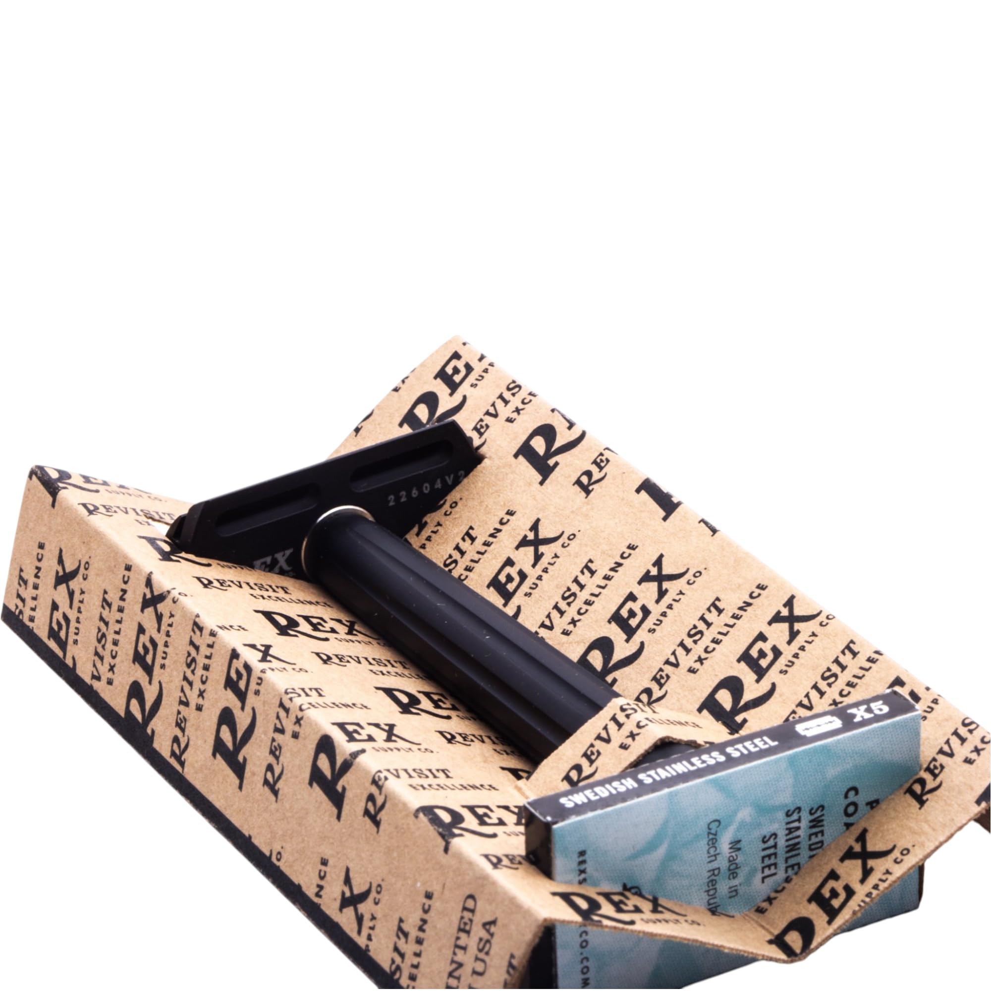 Rex Supply Co. Page Rasoio di sicurezza a doppio bordo in tre pezzi, finitura in alluminio nero corvino, leggero rasoio fresato CNC per uomo, strumento da barba adatto ai viaggi compatibile con tutte | La struttura leggera in alluminio fresato CNC offre u