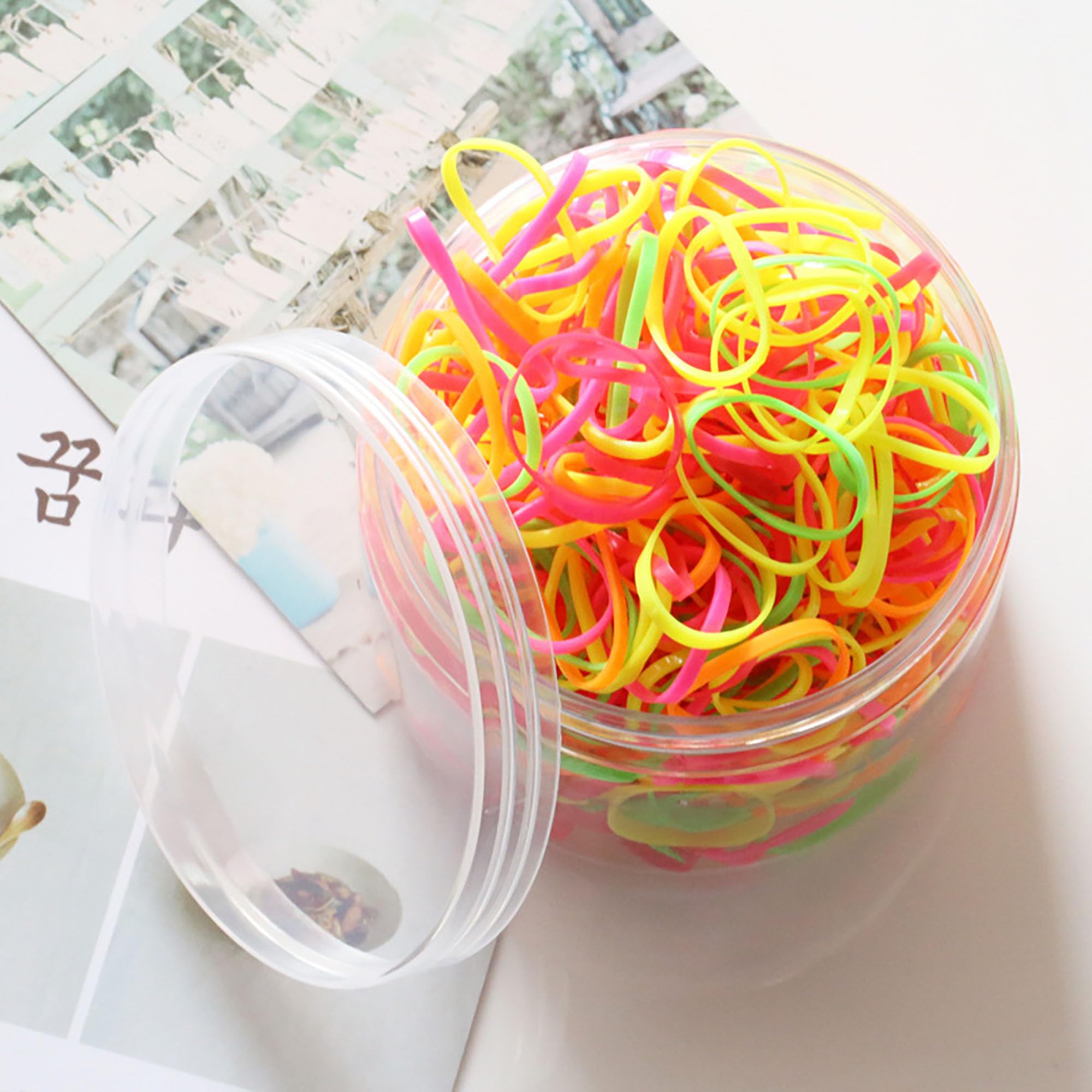 XXFBJNMD 500 pcs Canned Colourful Rubber Bands Hair Bands Disposable No Hair Damage No Seams Hair Bands High Elasticity Soft Hair Bands for Kids Hairstyles, Braids(YGS)