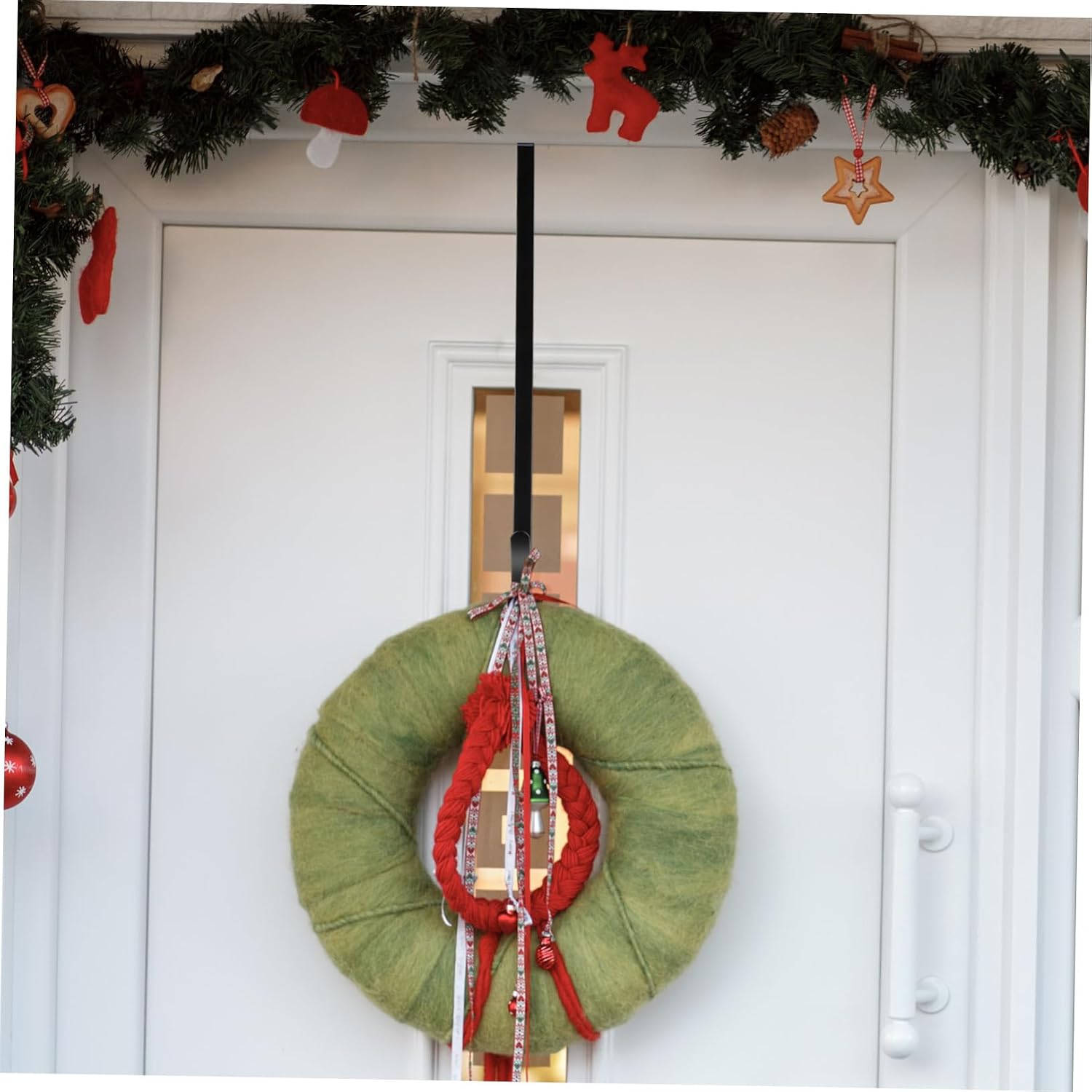 Gatuida Double-Sided Front Door Wreath Hanger Christmas Garland Hook Over Door Metal Holiday Decoration Holder for Indoor Outdoor Use