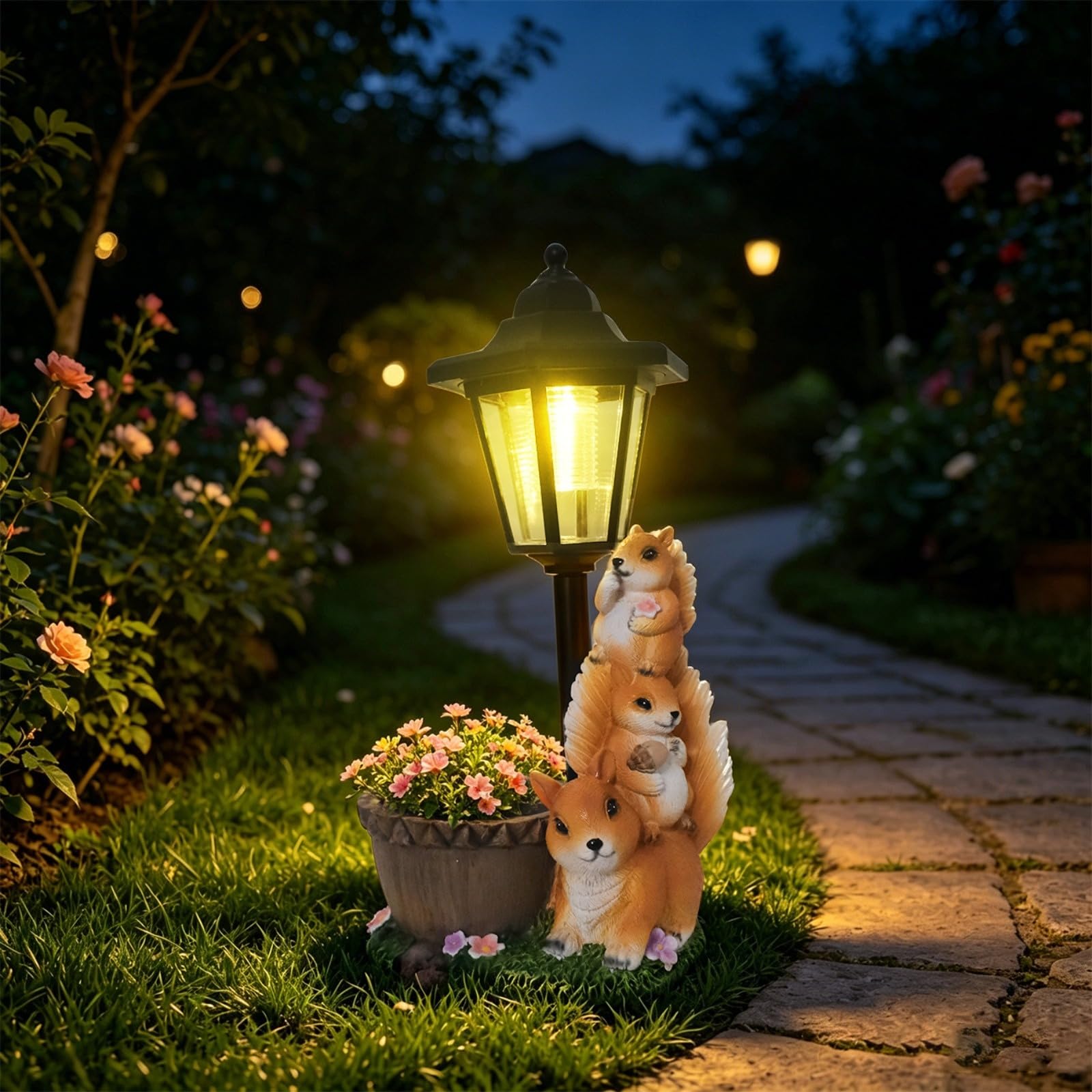 GUASDIE Squirrel Solar Garden Light Statue, Resin Outdoor Squirrel Figurine with Solar Powered LED Light for Backyard Patio Lawn Garden Decor,Stacked Squirrel