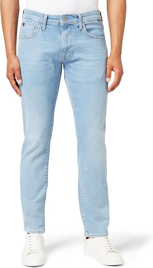 Jeans Mavi Marcus para Hombre: Estilo y Durabilidad a Precio Insuperable