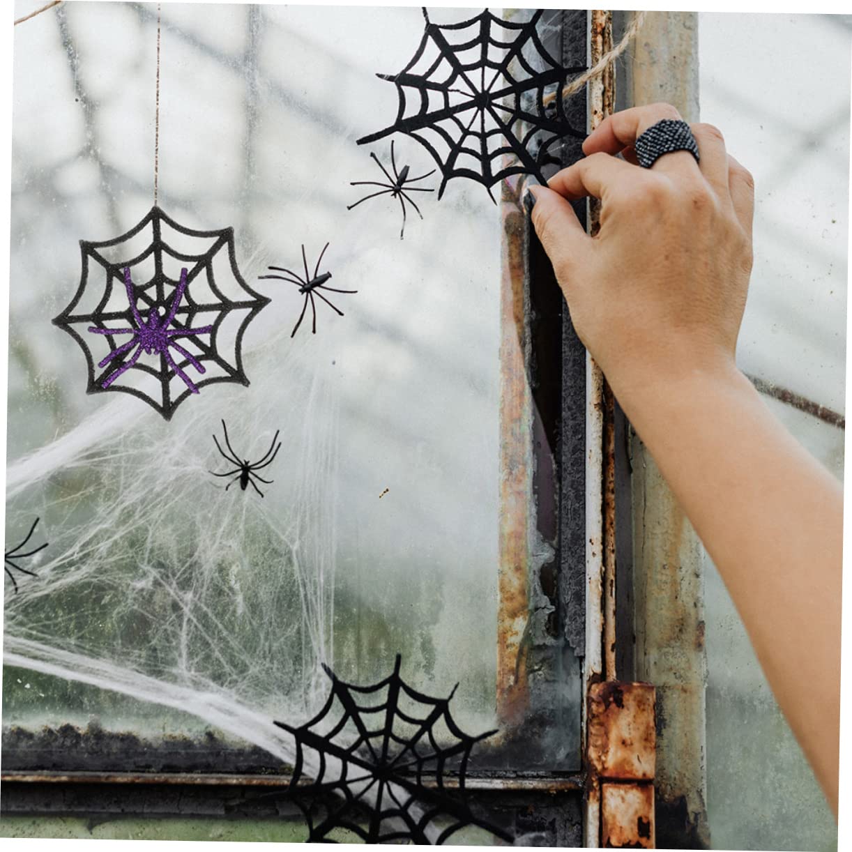PRETYZOOM 48 Pezzi Halloween Netto Halloween Spider Artigianato 3D Glitter Spider Delicata Ragnatela Delicato Ragno Decorazione Accessorio Di Riutilizzabile Falso Ragno