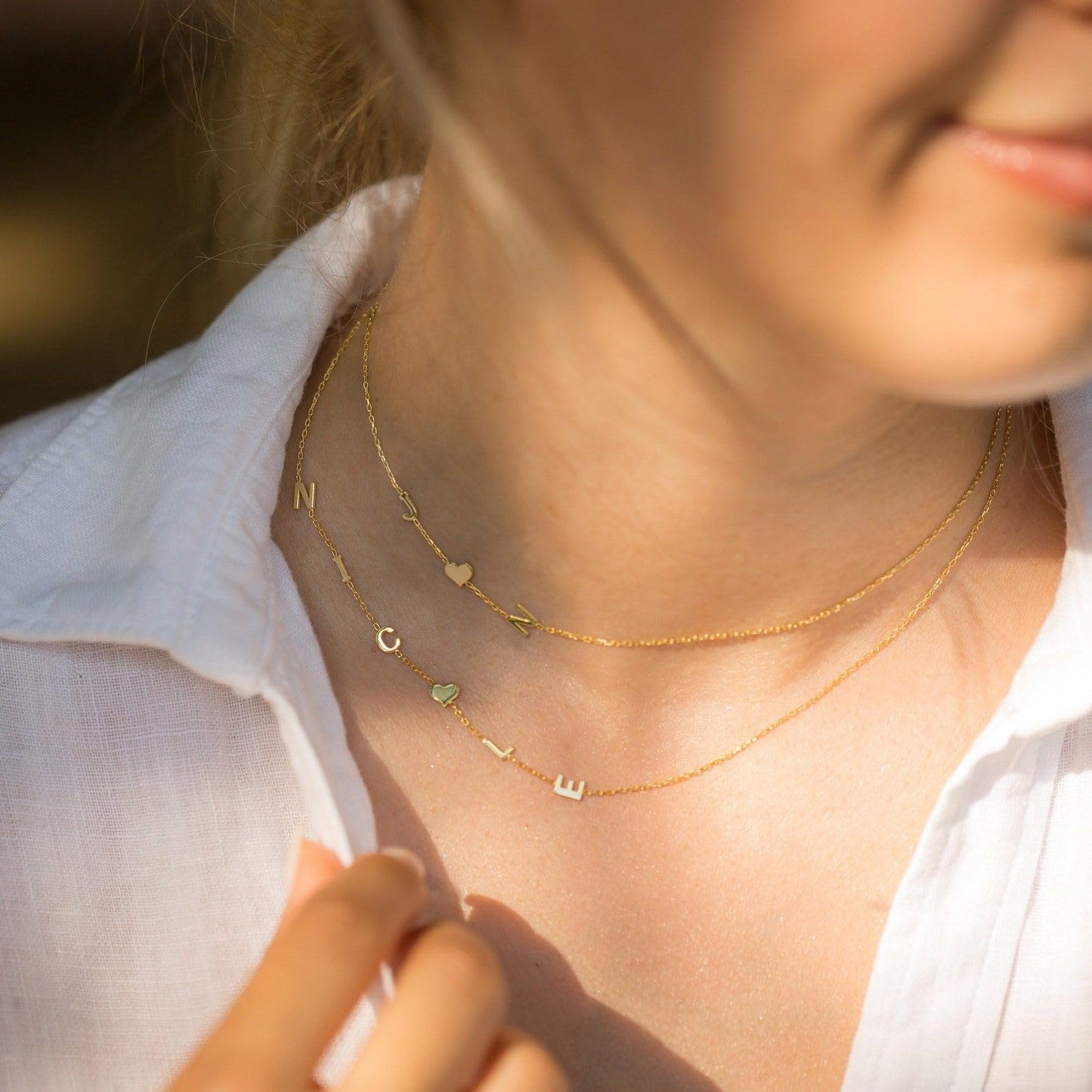 Due collana con iniziale personalizzato laterale lettera collana Festa della Mamma Natale gioiello damigella