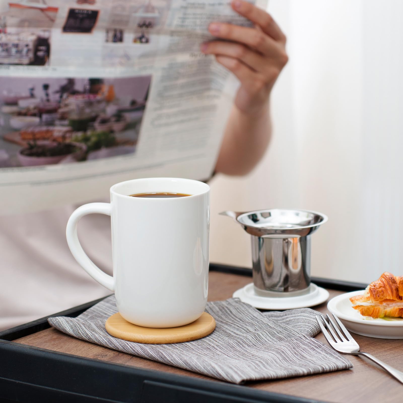 CEEFU Porzellan-Teetasse mit Ei und Deckel, mit Filter und Untersetzer, Lose Teetasse Steeper Maker, 473 ml für Tee/Kaffee/Milch/Frauen/Büro/Zuhause/Geschenk, Weiß