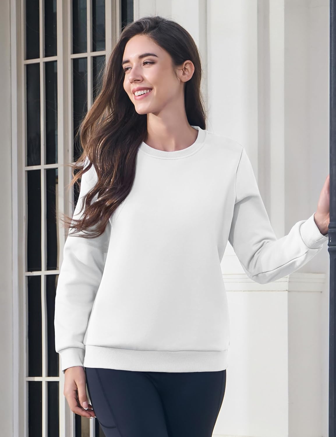 MAGCOMSEN Women's Fleece Lined Sweatshirt Crewneck Cotton Pullover Fall Winter Casual Long Sleeve Warm Soft Tops - Image 6