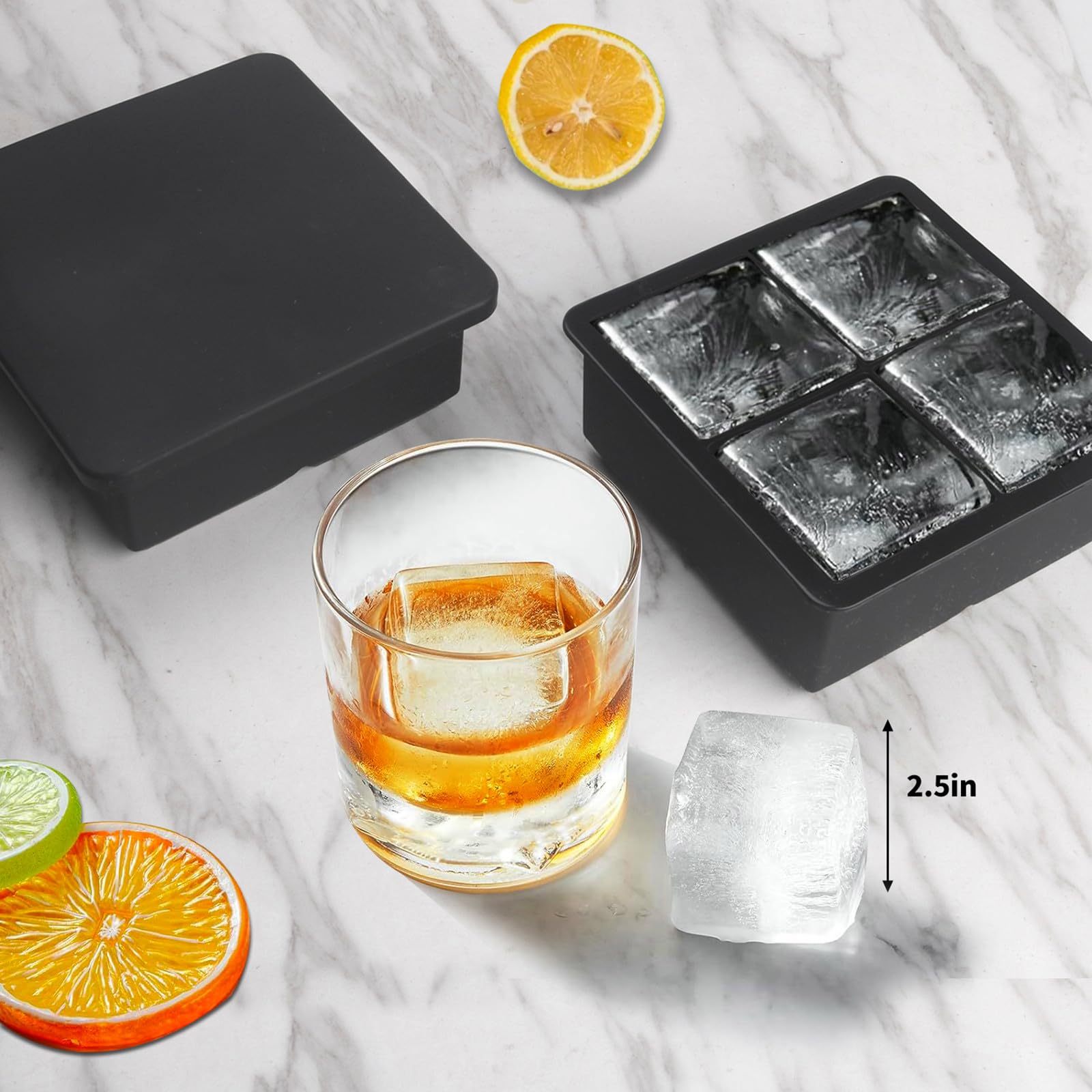 Große Eiswürfelformen für Whiskey: BECOKIT große Silikon-Eiswürfelformen – 6,3 cm quadratische Eiswürfelform für Bourbon-Whisky und Cocktail, 4 Stück, riesige Silikon-Eiswürfelform (schwarz, 4