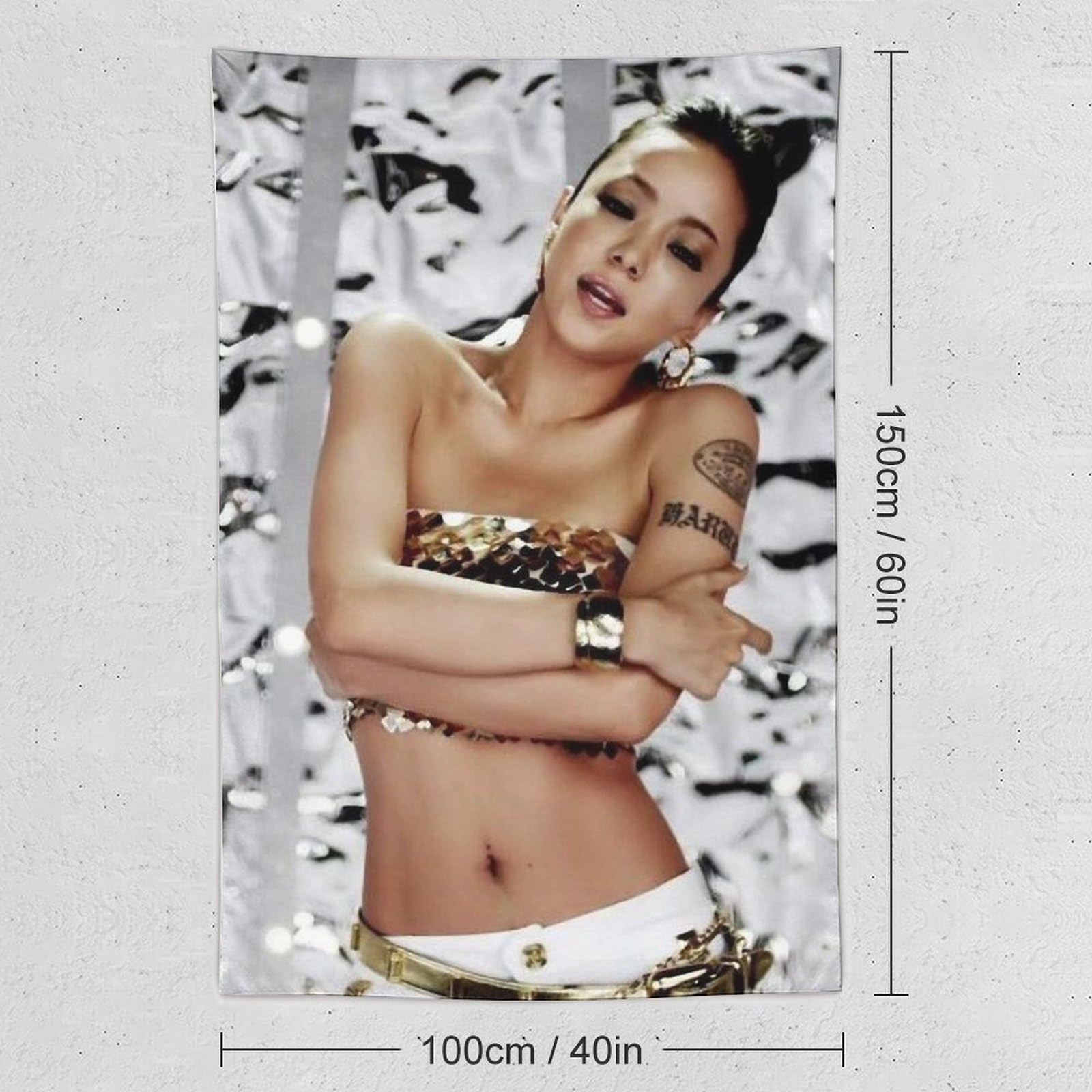 Amazon.co.jp: 安室 奈美恵(84) タペストリー ポスター 壁飾り 背景布