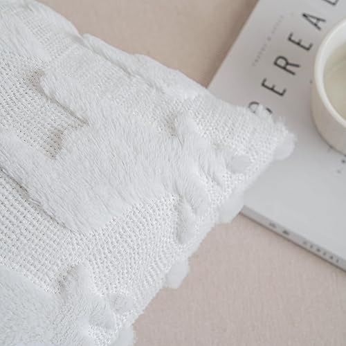 Miniatura 3 de SHITURRE Fundas de almohada decorativas de árbol de Navidad y renos blancos de 18 x 18 pulgadas, 2 paquetes de fundas de almohada cuadradas de felpa