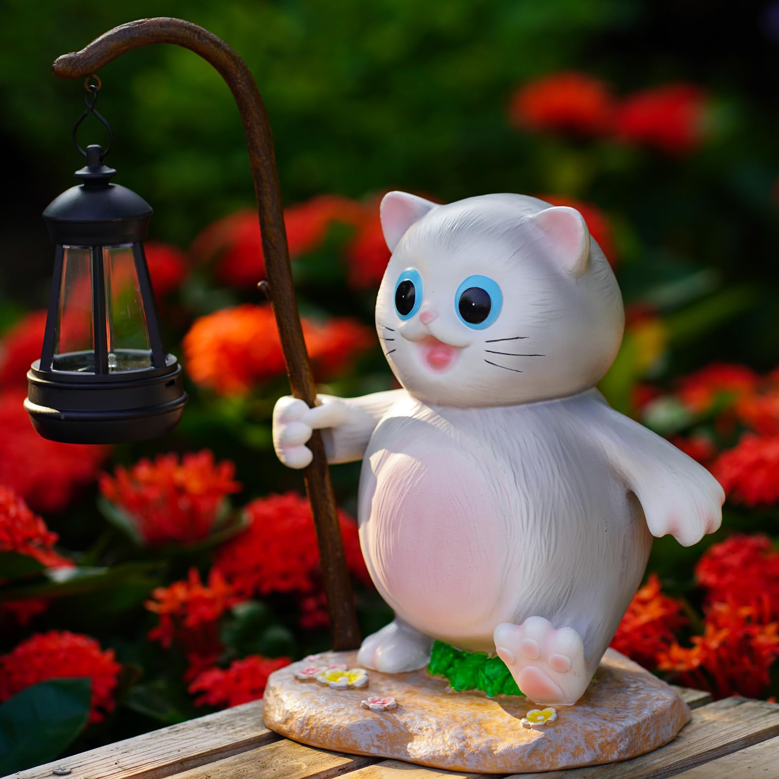 Solar Garden Outdoor Statues Cat with LED Solar Lantern Figurine for Lawn,Patio, Balcony, Yard Decor Unique Housewarming Gift,Mother's Day Gift for Mom, Grandma,Father,Woman
