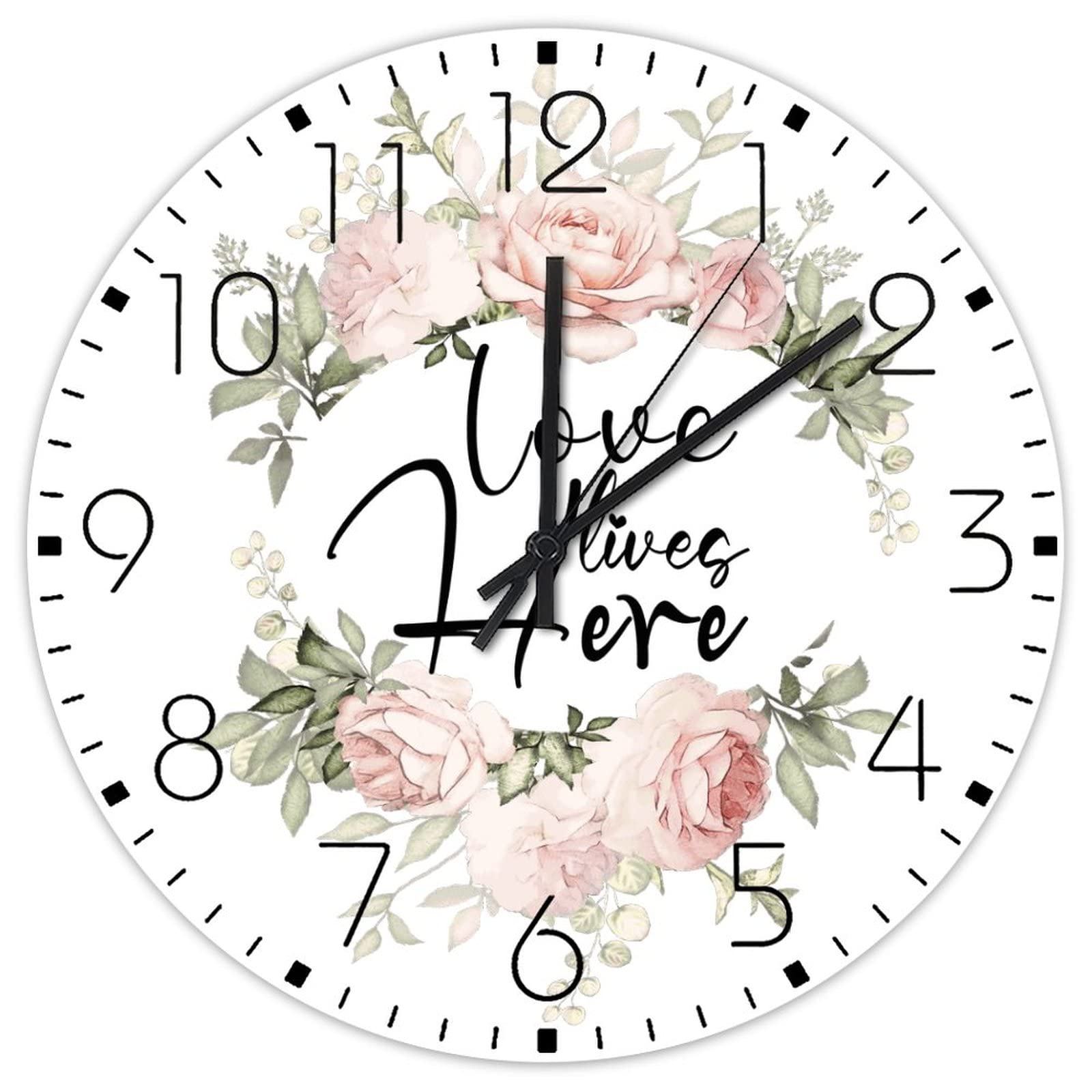 Horloge murale en bois Love Lives Here de 38 cm pour votre studio de yoga et bien-être