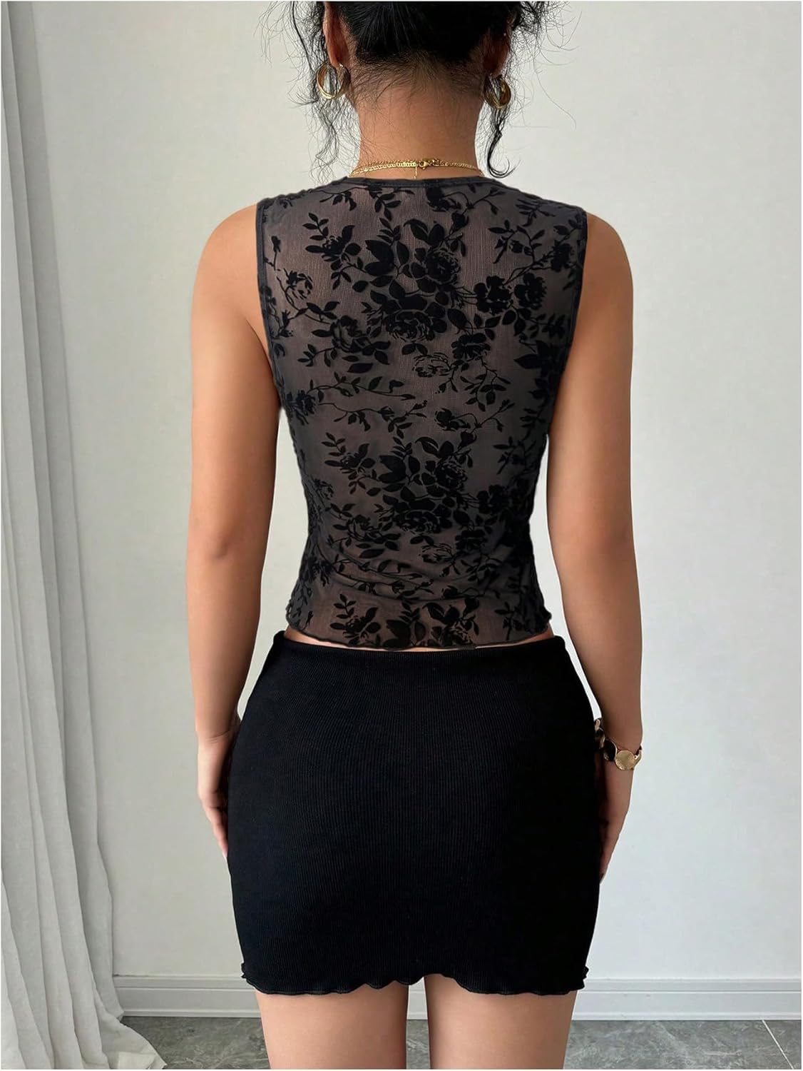 Milumia Women's Sexy V Neck Lace Top Sleeveless Sheer Mesh Tank Crop Tops - Image 2