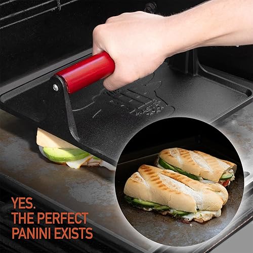 Miniatura 9 de The Beef Master - Prensa para parrilla de hierro fundido, prensa de hamburguesas XL, prensa de plancha pre-sazonada, prensa de carne resistente para