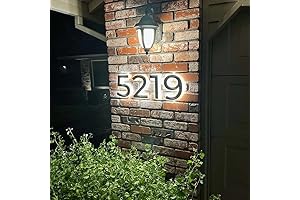 Distinctive Illuminated 'Party of 5' Sign: Brighten Your Abode with Personalized Elegance