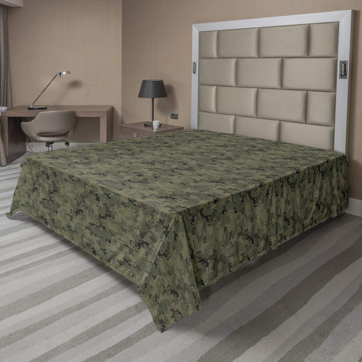 Ambesonne Camouflage Flat Sheet, Digital Pixel Design Repeating Camo Pattern, Soft Comfortable Top Sheet Decorative Bedding 1 Piece, Queen Size, Green