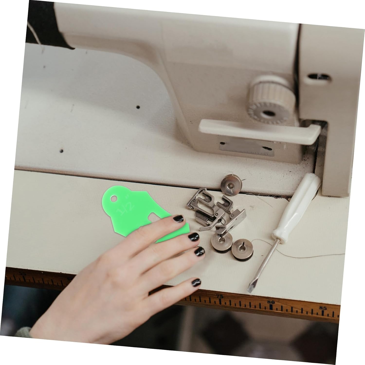 Gadpiparty 1set Bias Tape Maker Tool for Quilting of Fabric Hemming Device Bias Binding Maker Quilting Supplies